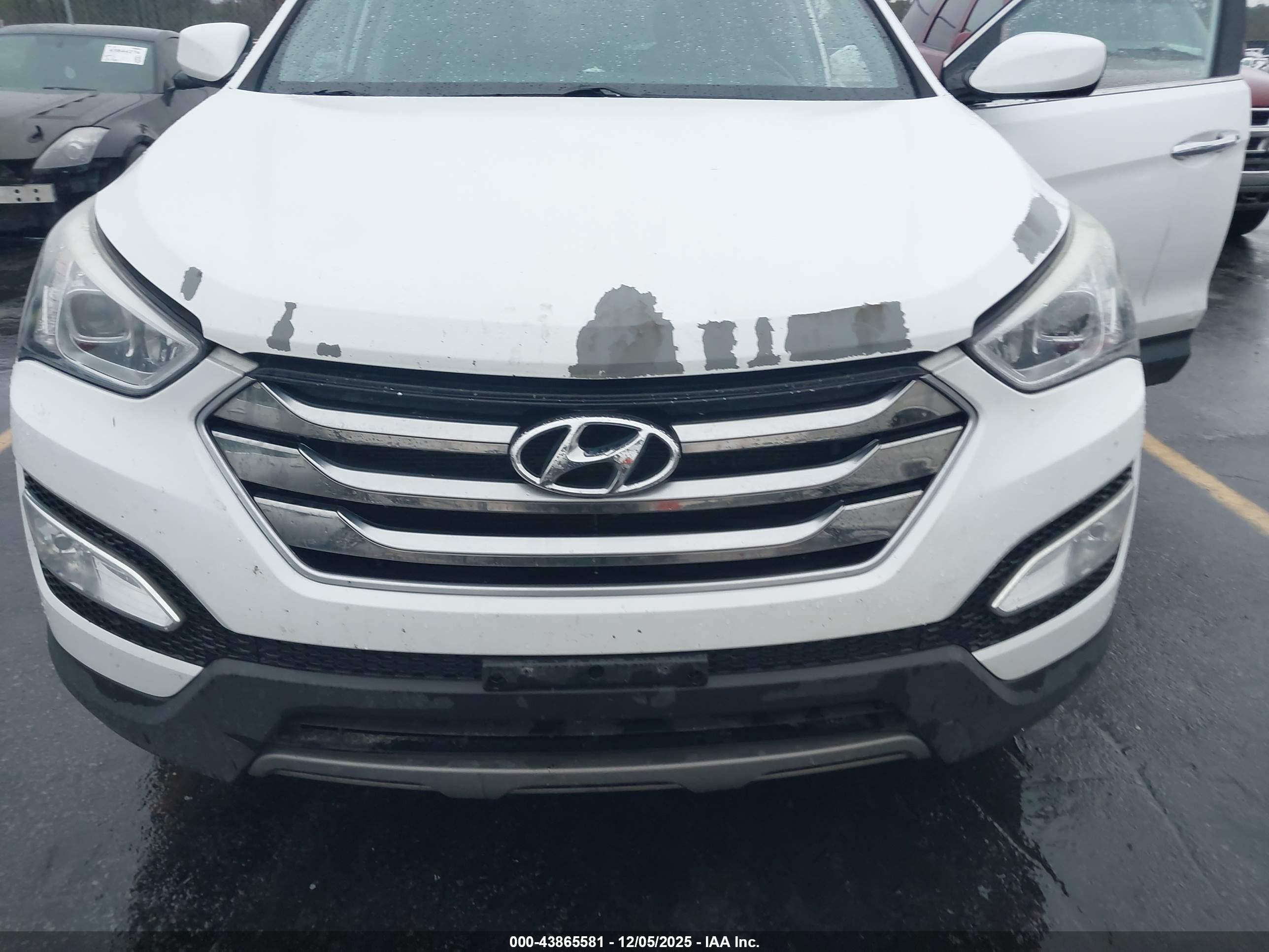 HYUNDAI SANTA image 6