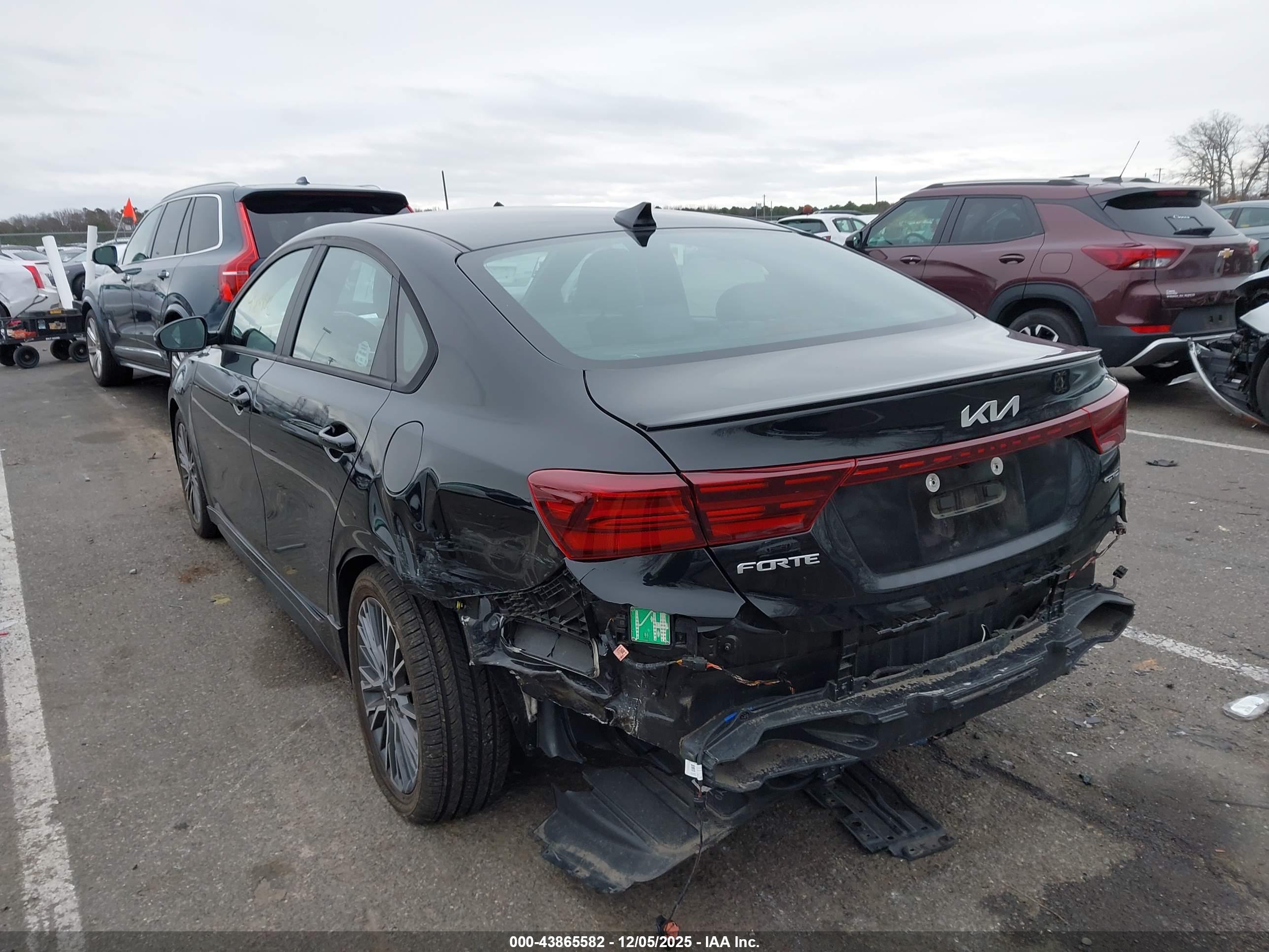 KIA FORTE image 3