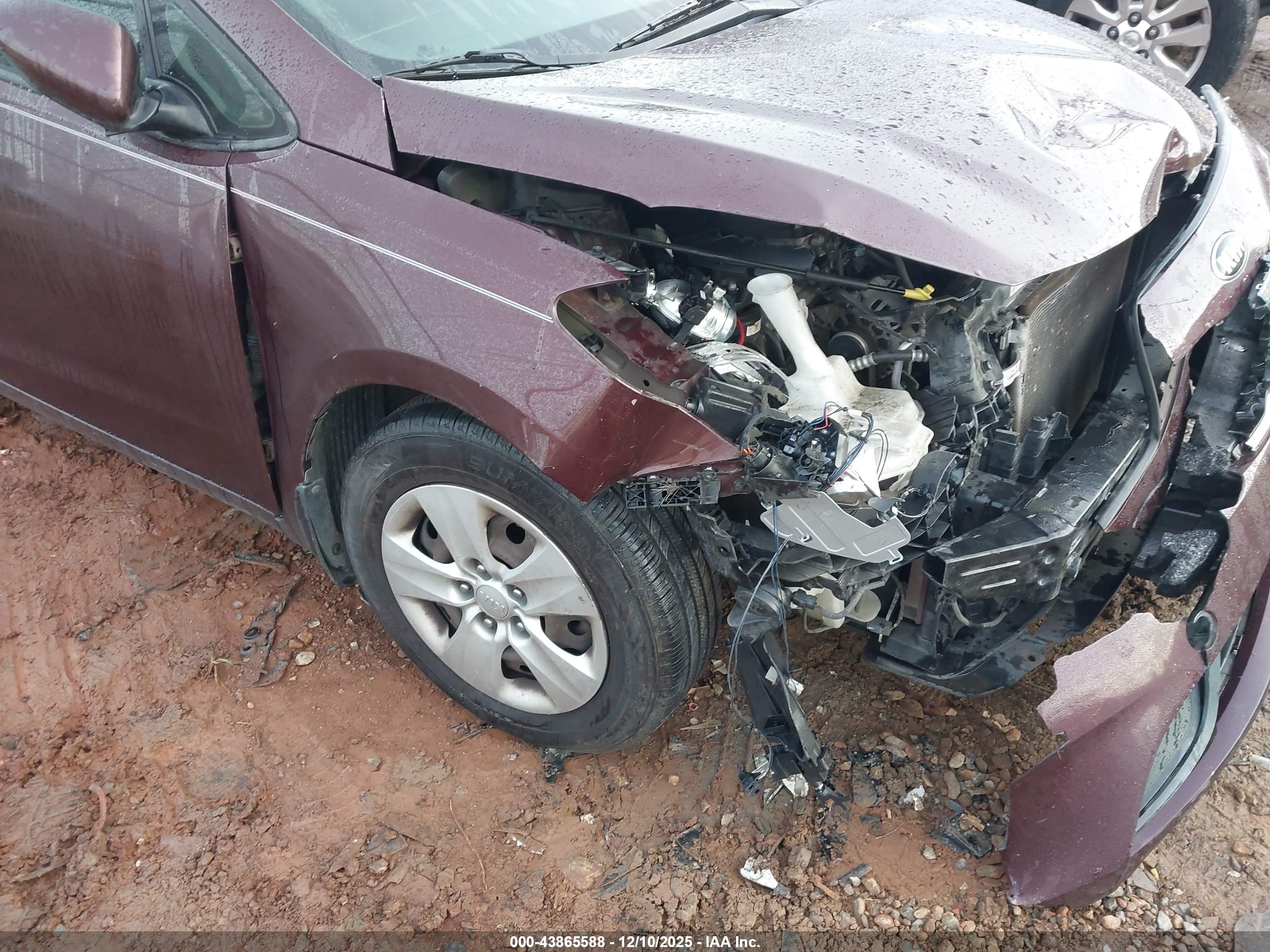 KIA FORTE image 6