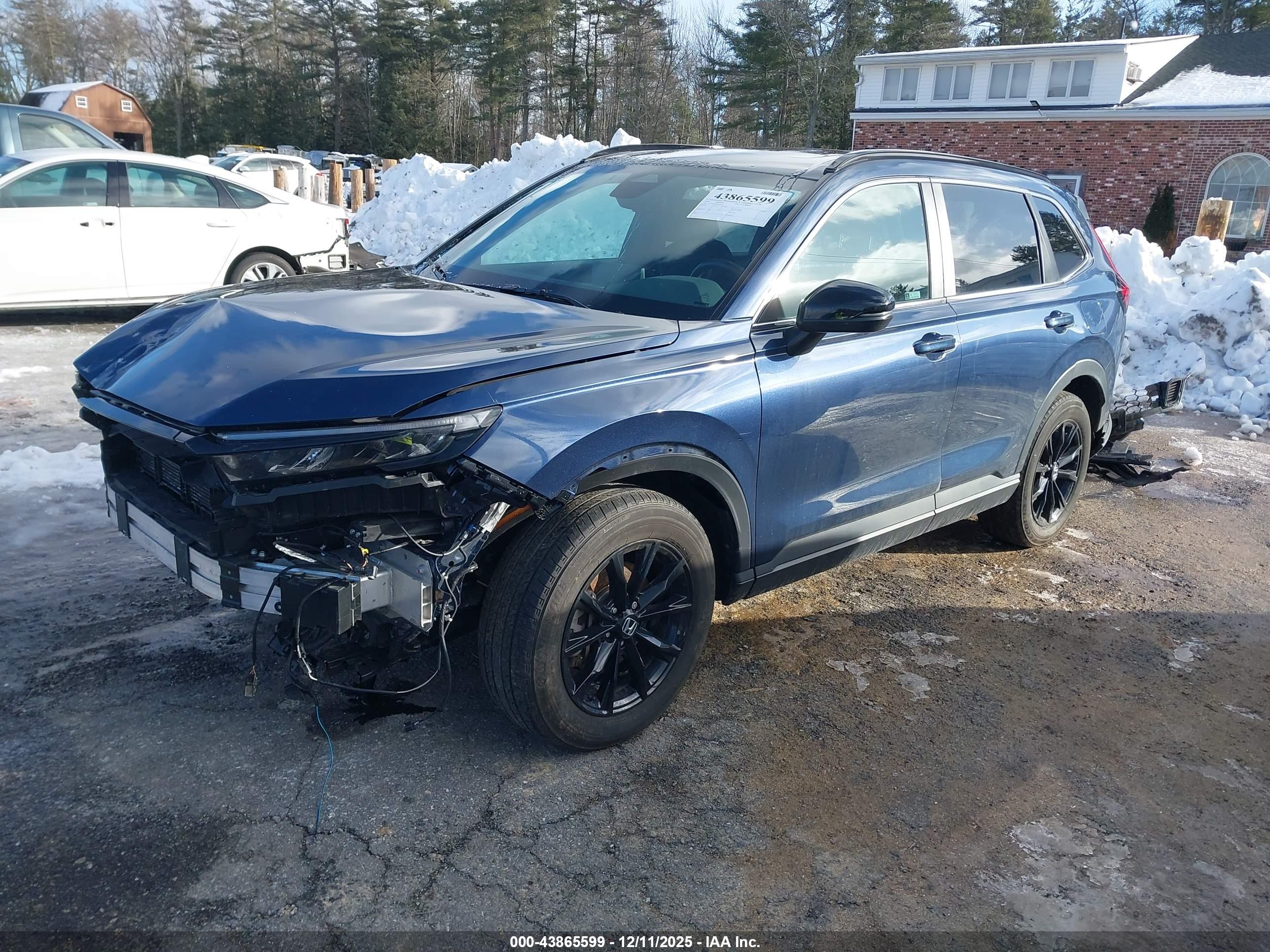 HONDA CR-V image 2
