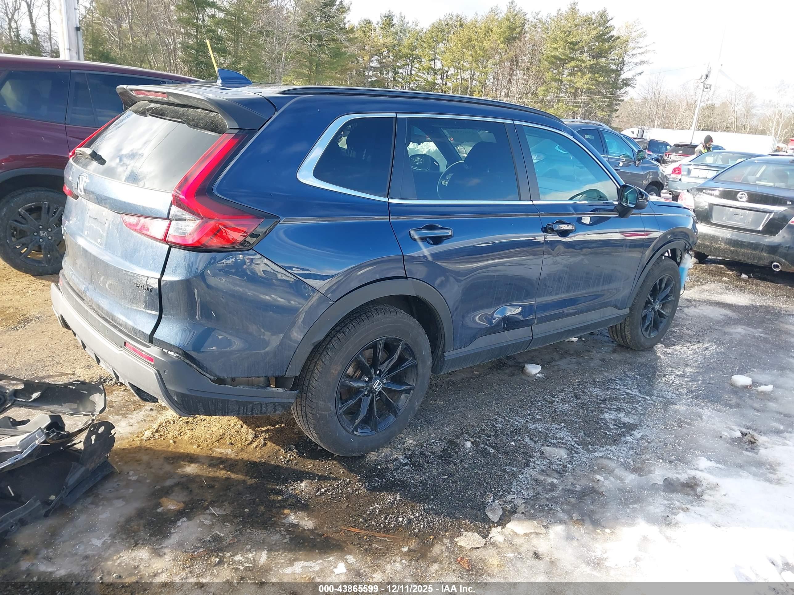 HONDA CR-V image 4
