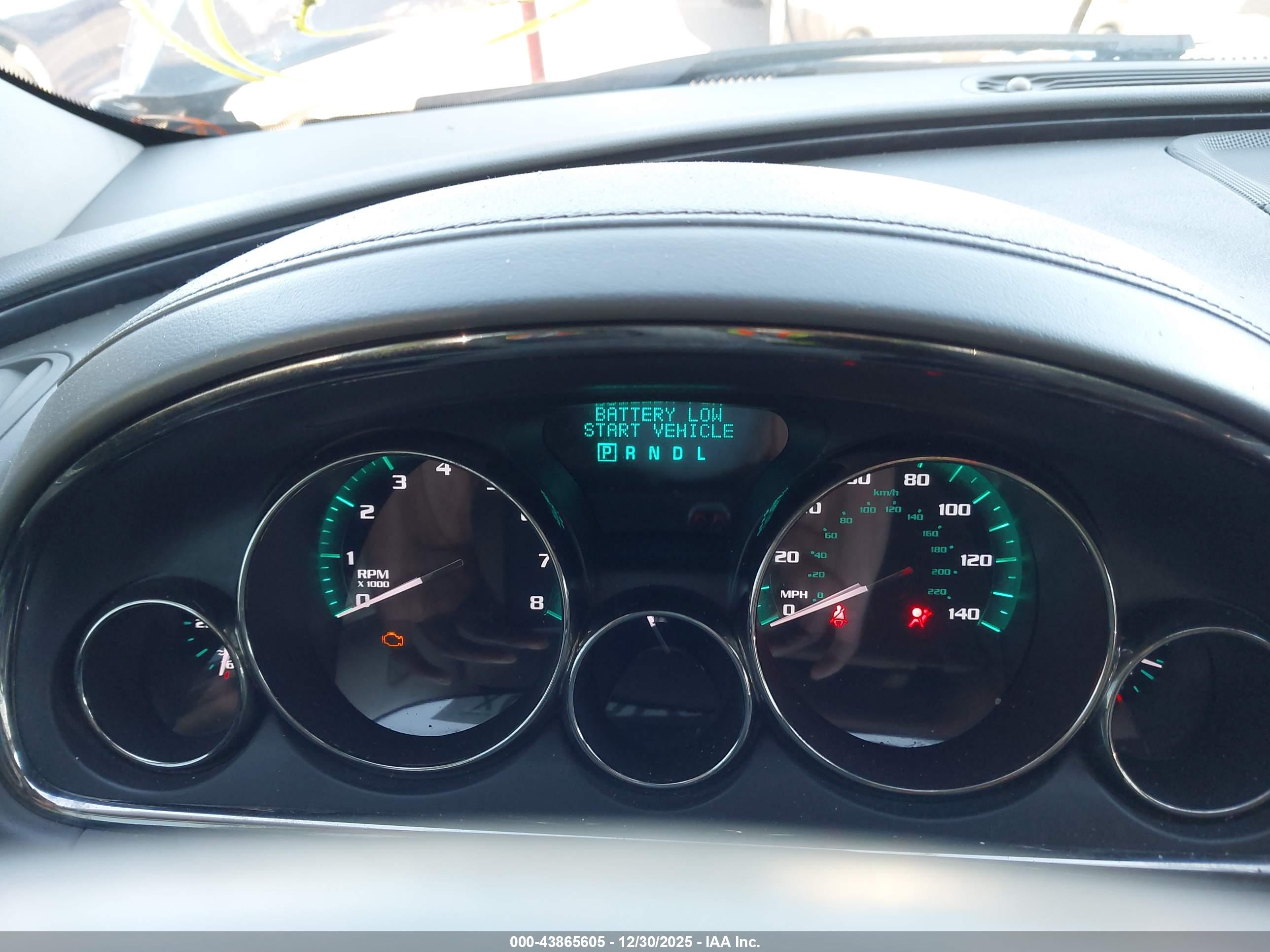 BUICK ENCLAVE image 7