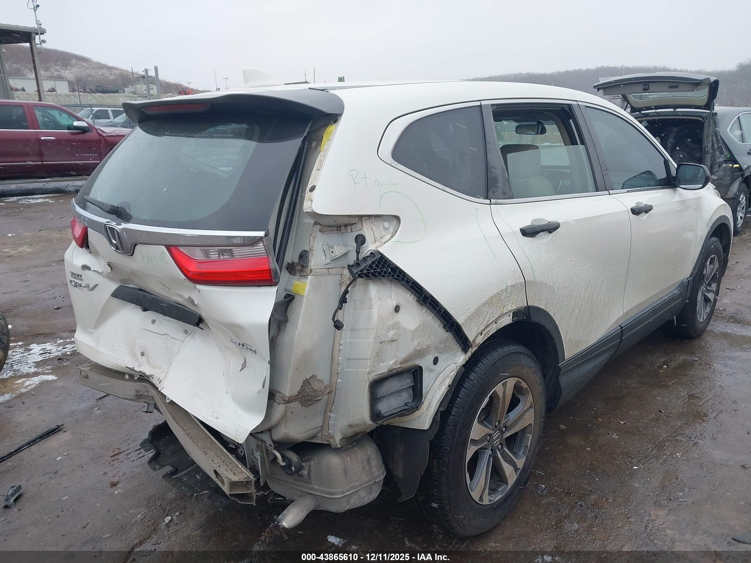HONDA CR-V image 4