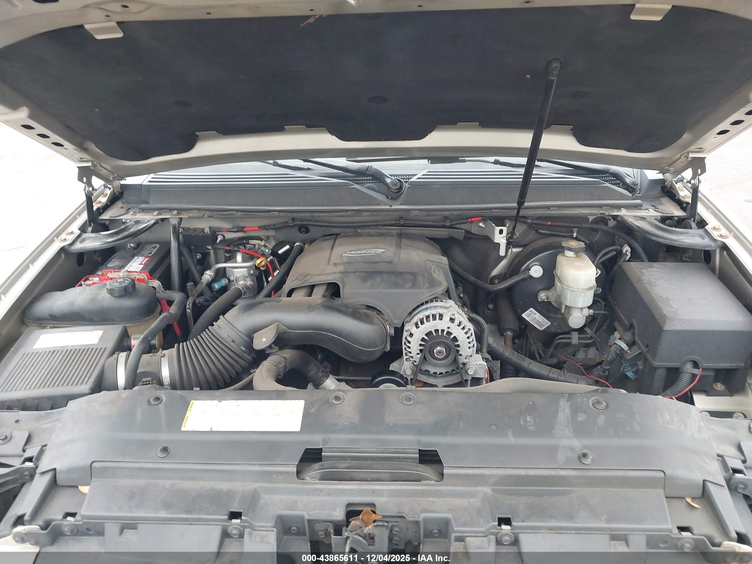 GMC YUKON image 10