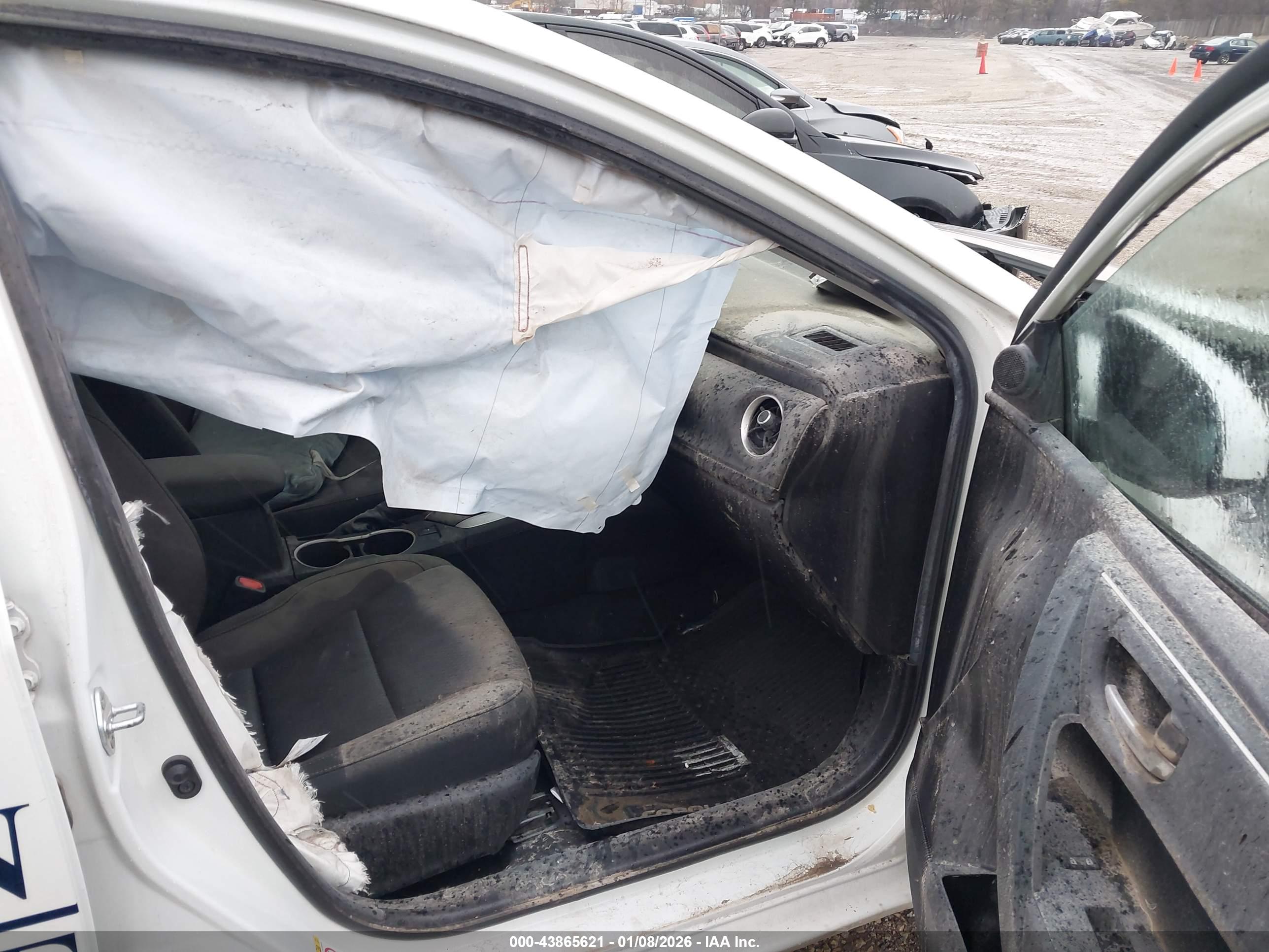 TOYOTA COROLLA image 5