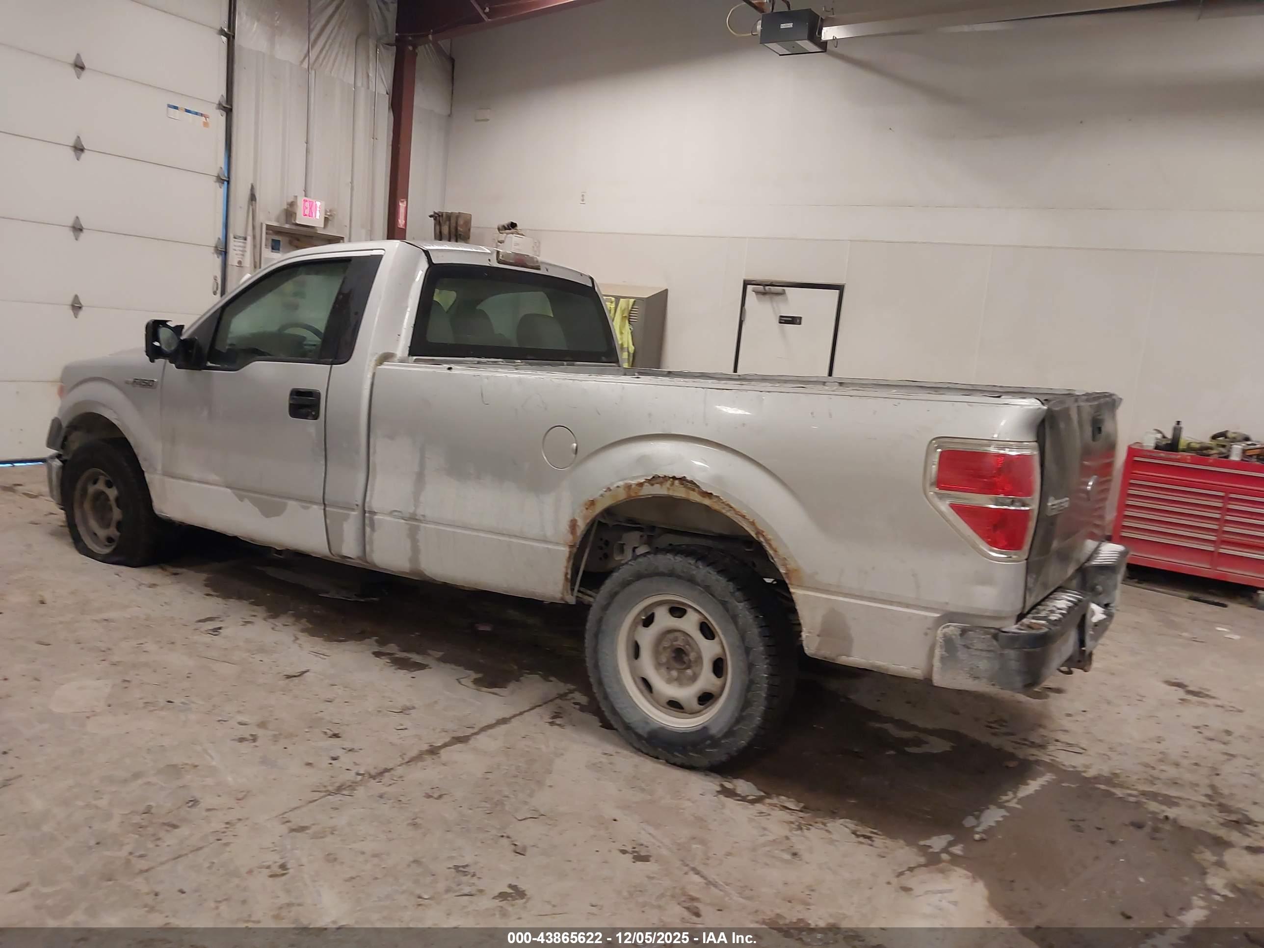 FORD F-150 image 3