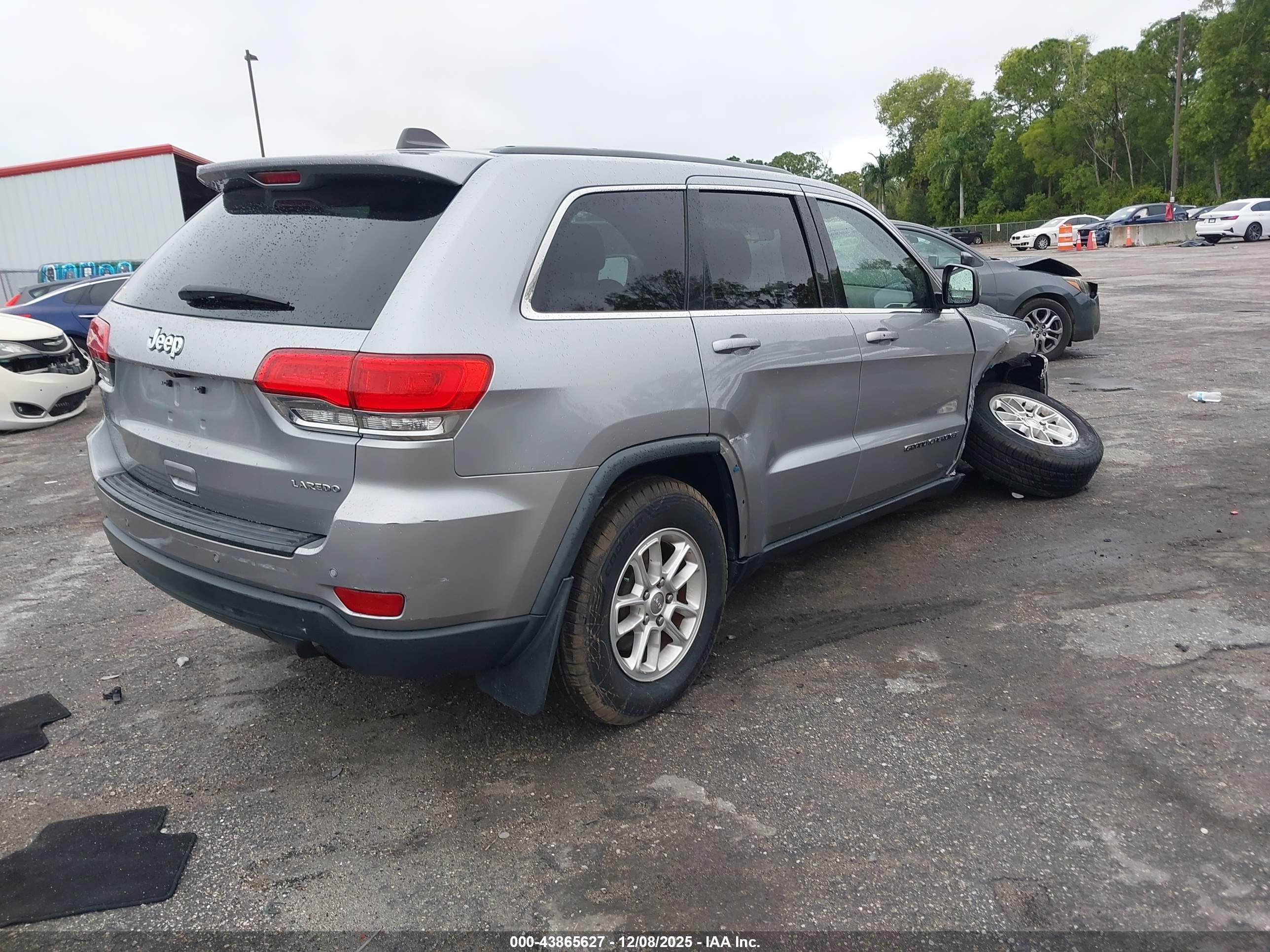 JEEP GRAND image 4
