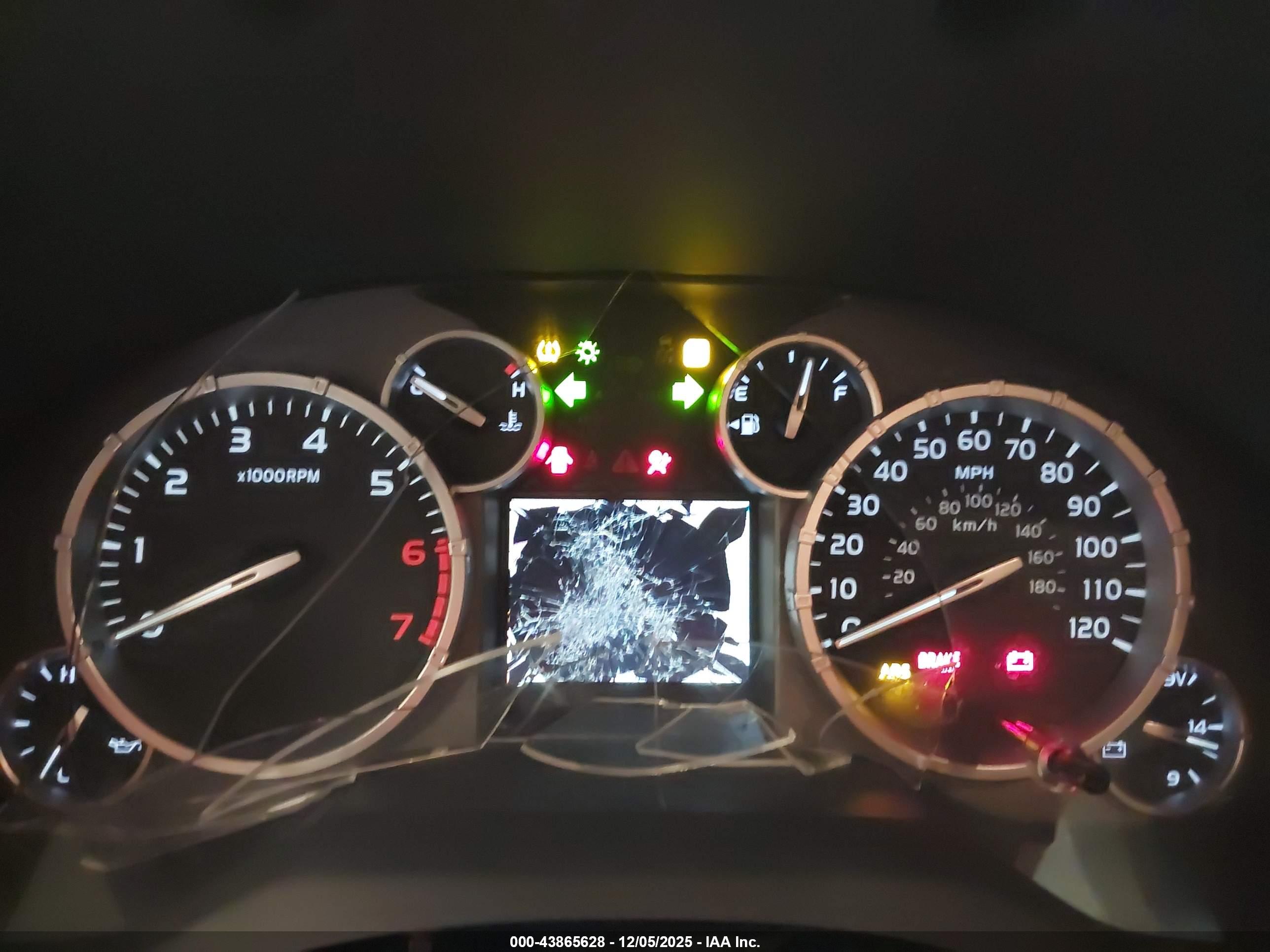 TOYOTA TUNDRA image 7