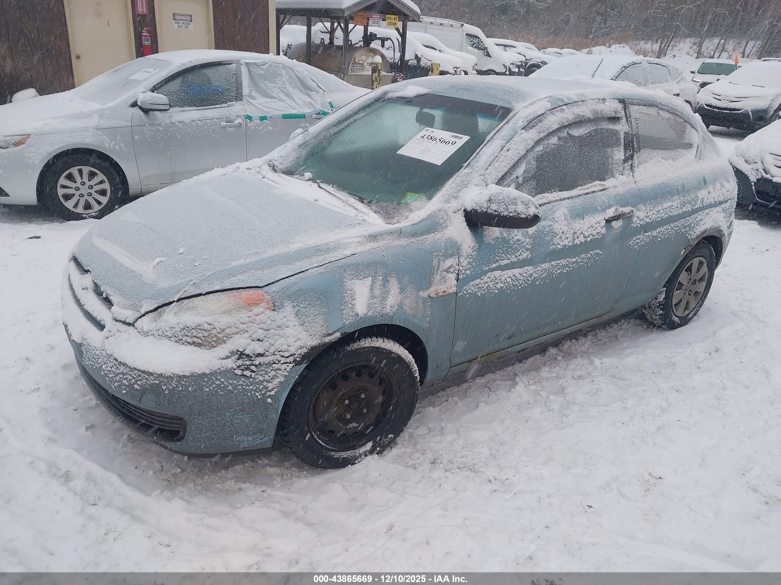 HYUNDAI ACCENT image 2