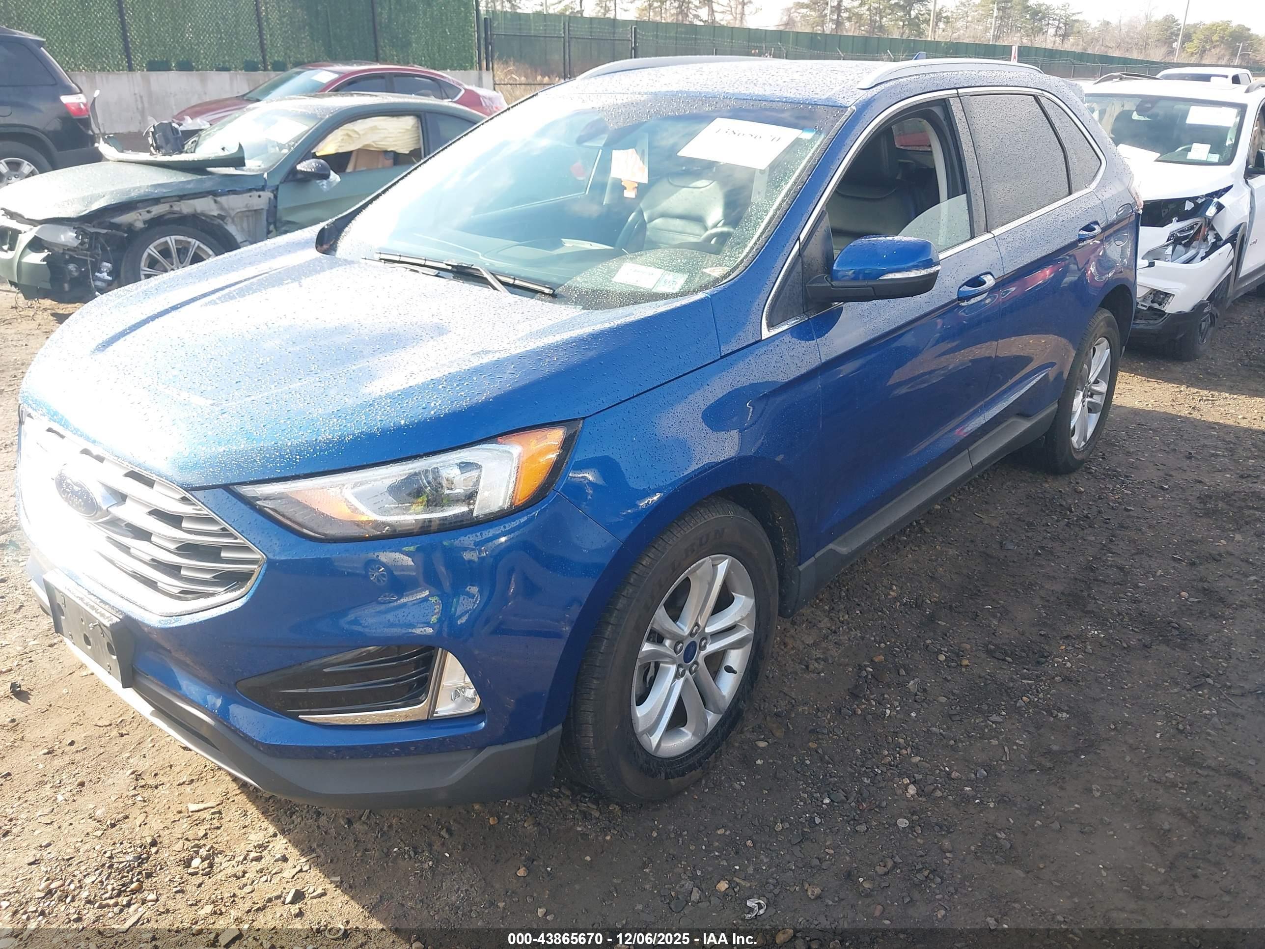 FORD EDGE image 2