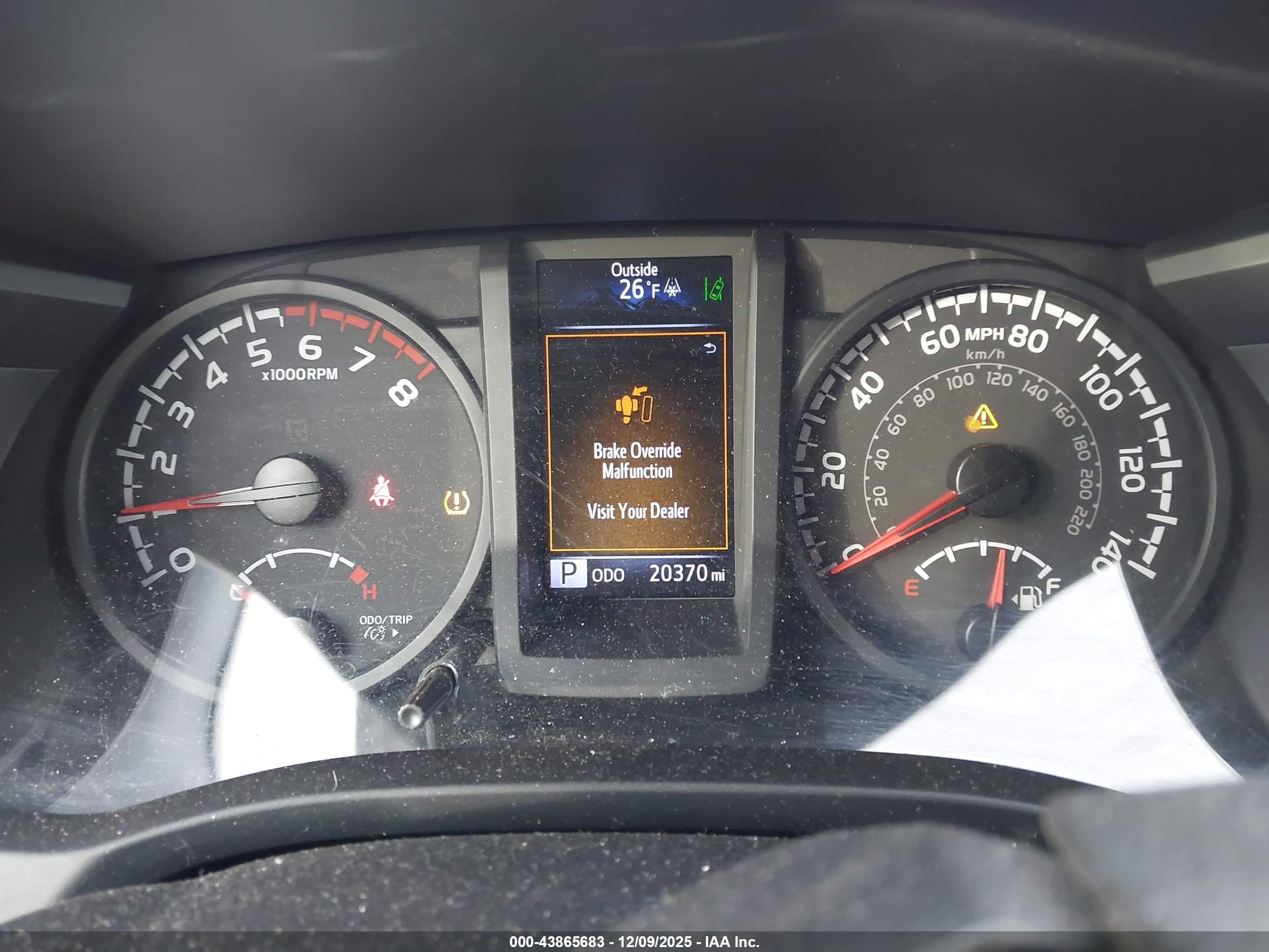 TOYOTA TACOMA image 7