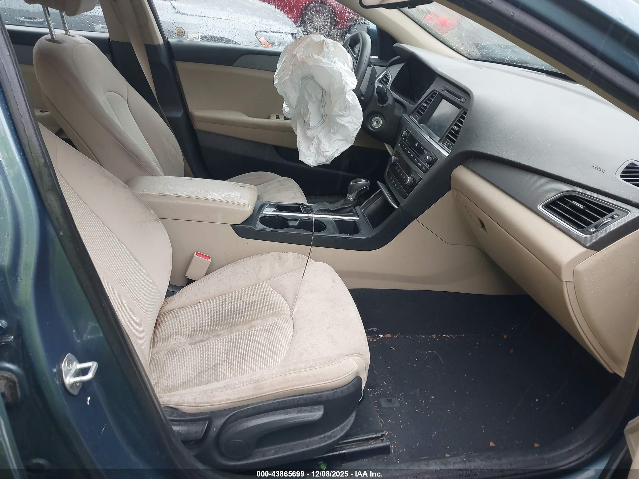 HYUNDAI SONATA image 5