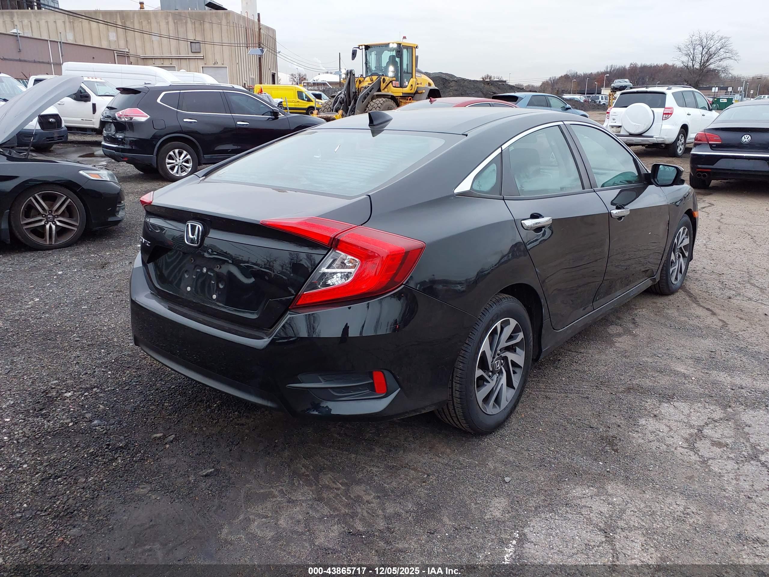 HONDA CIVIC image 4