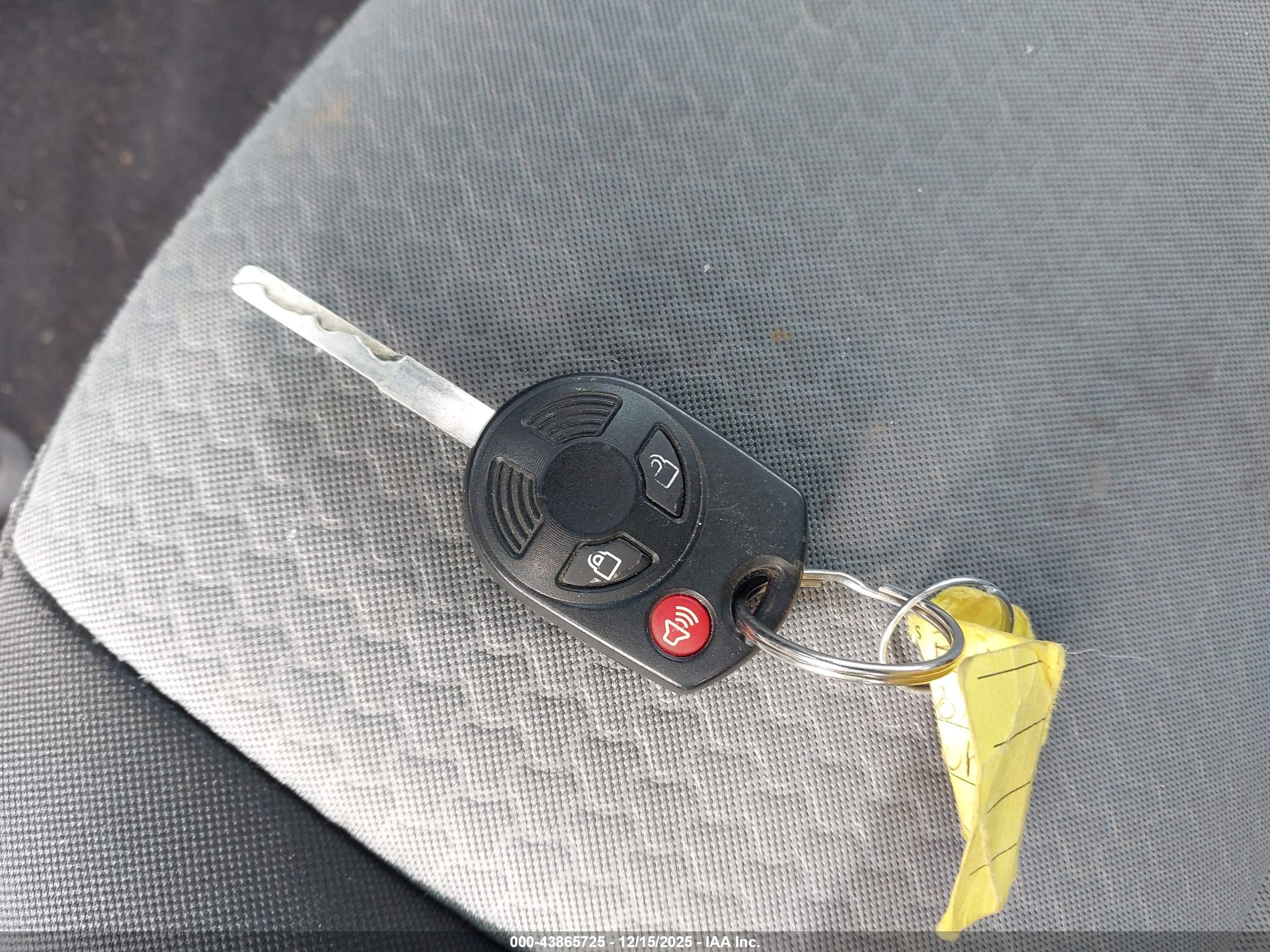FORD ESCAPE image 11