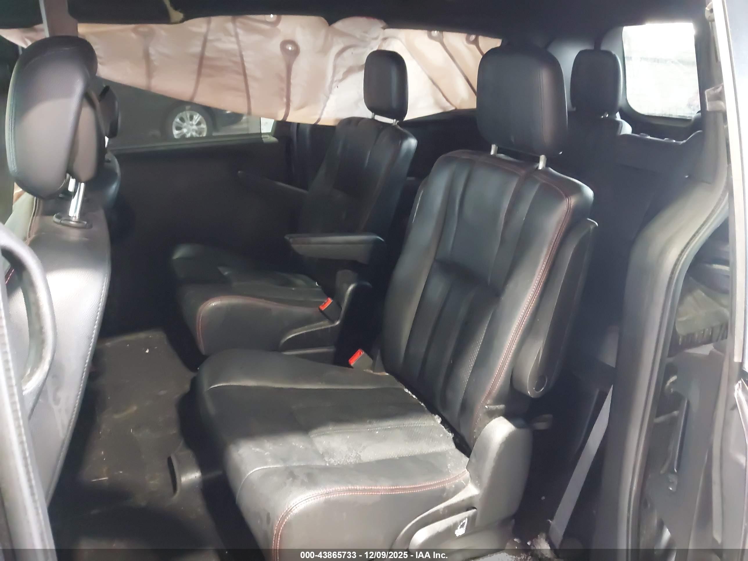 DODGE GRAND image 8