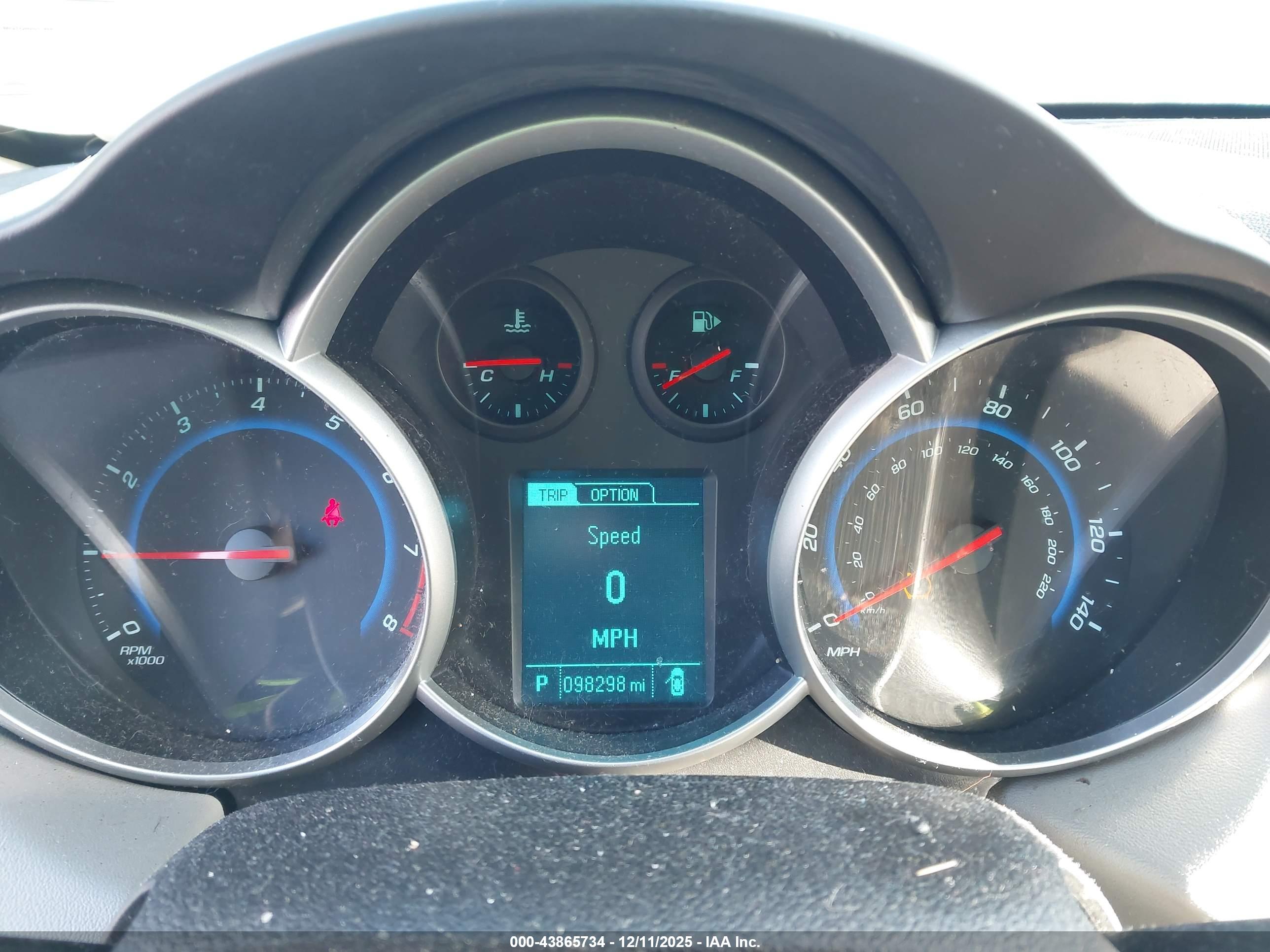 CHEVROLET CRUZE image 7
