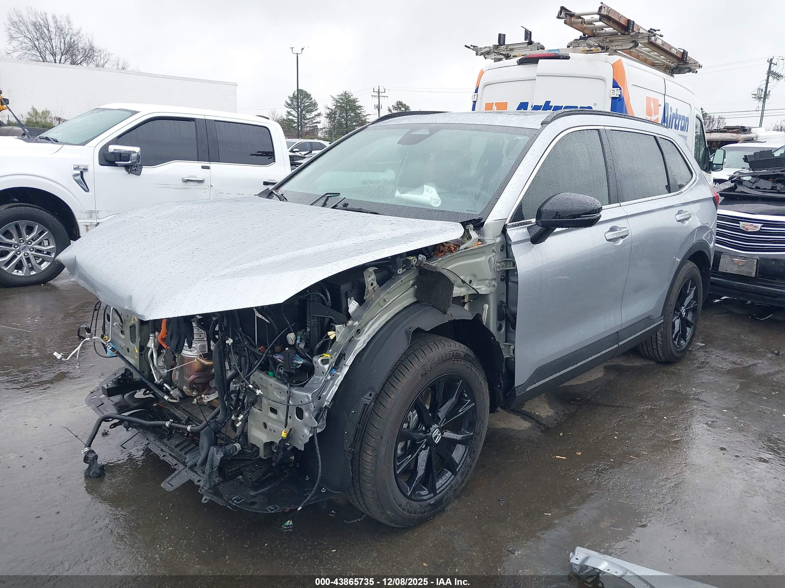 HONDA CR-V image 2