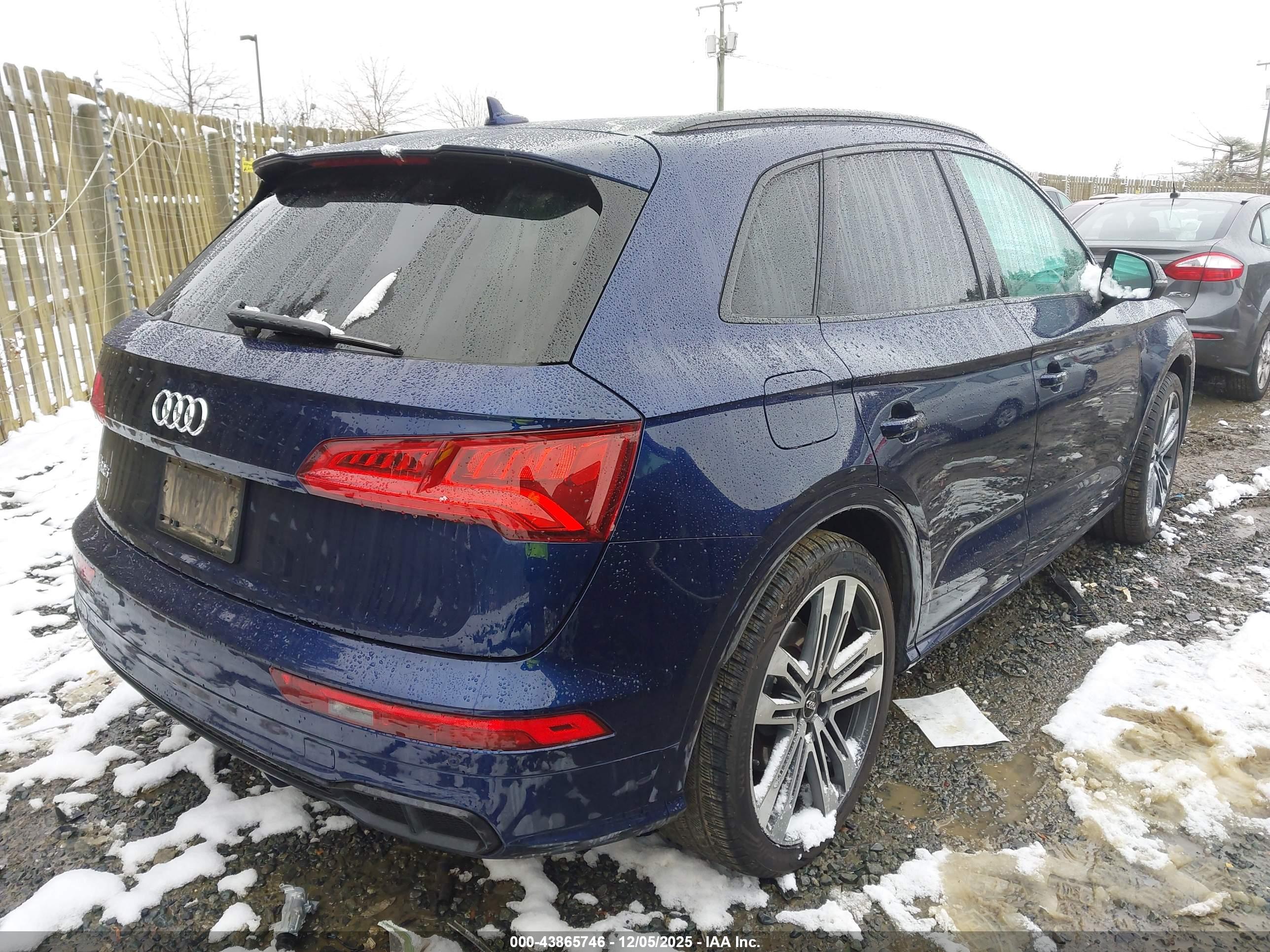 AUDI SQ5 image 4
