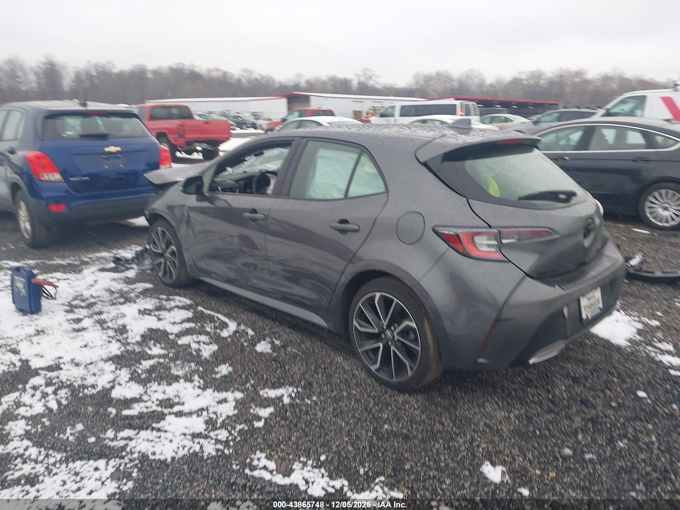 TOYOTA COROLLA image 3