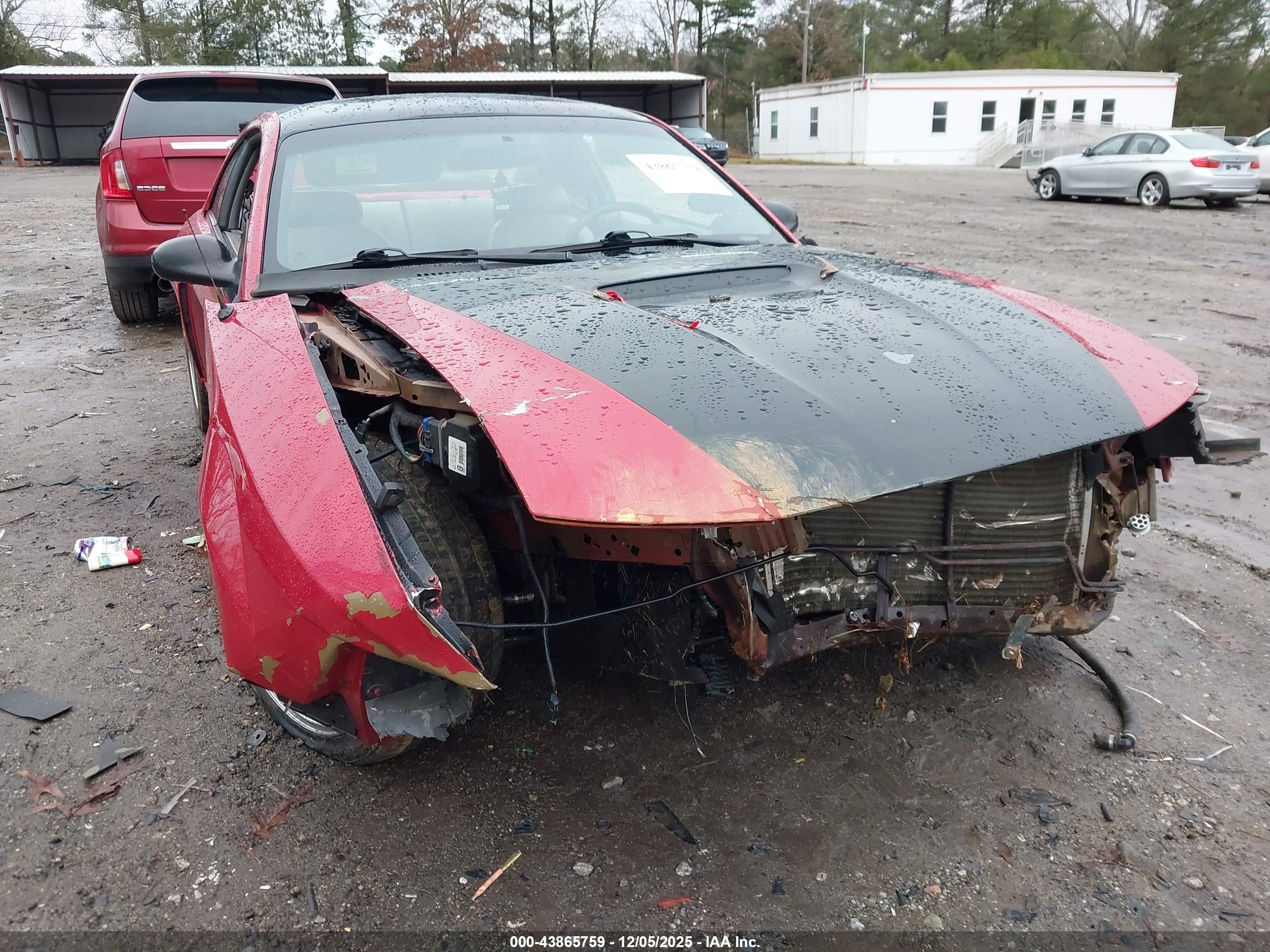 FORD MUSTANG image 6