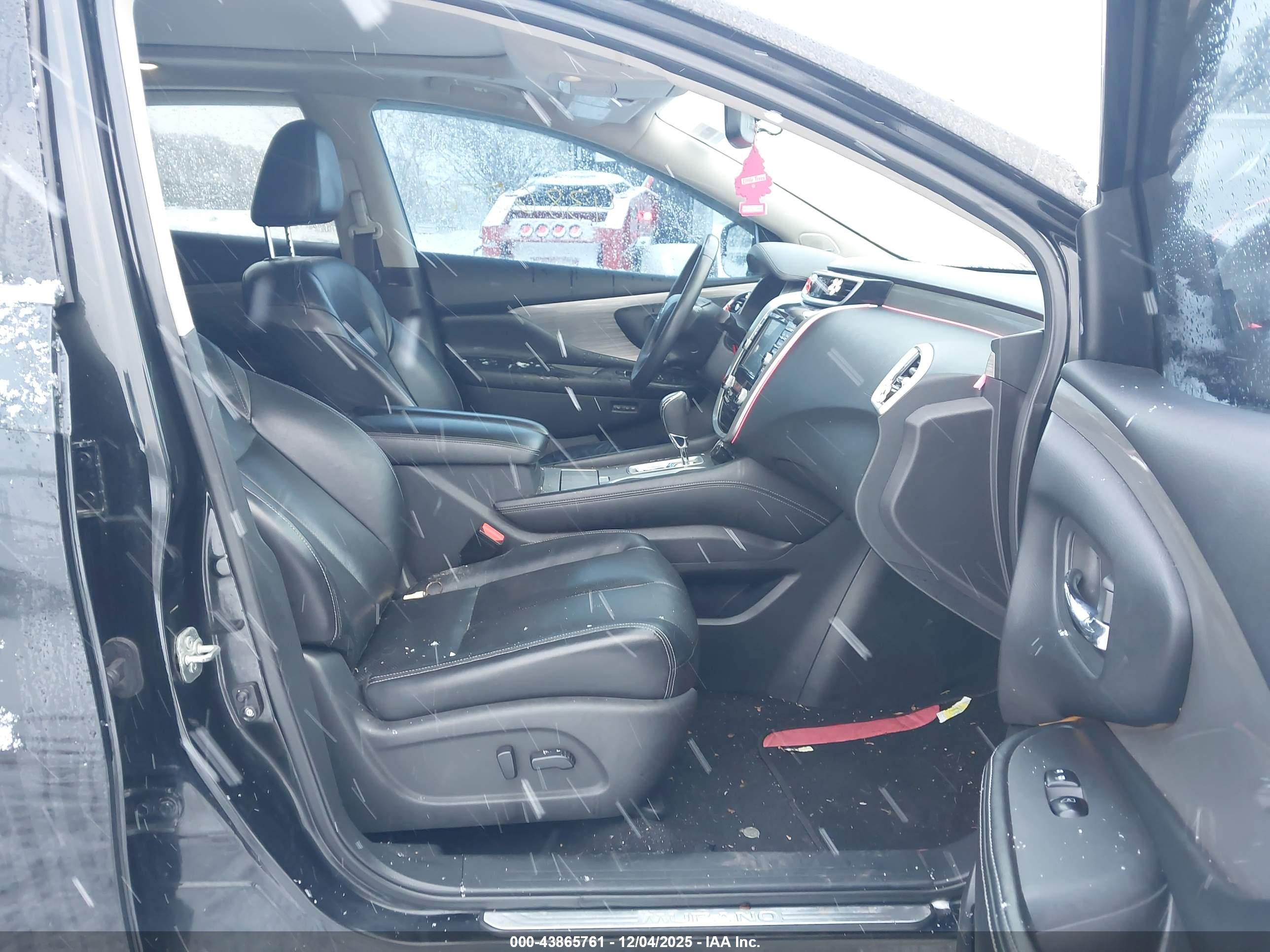 NISSAN MURANO image 5