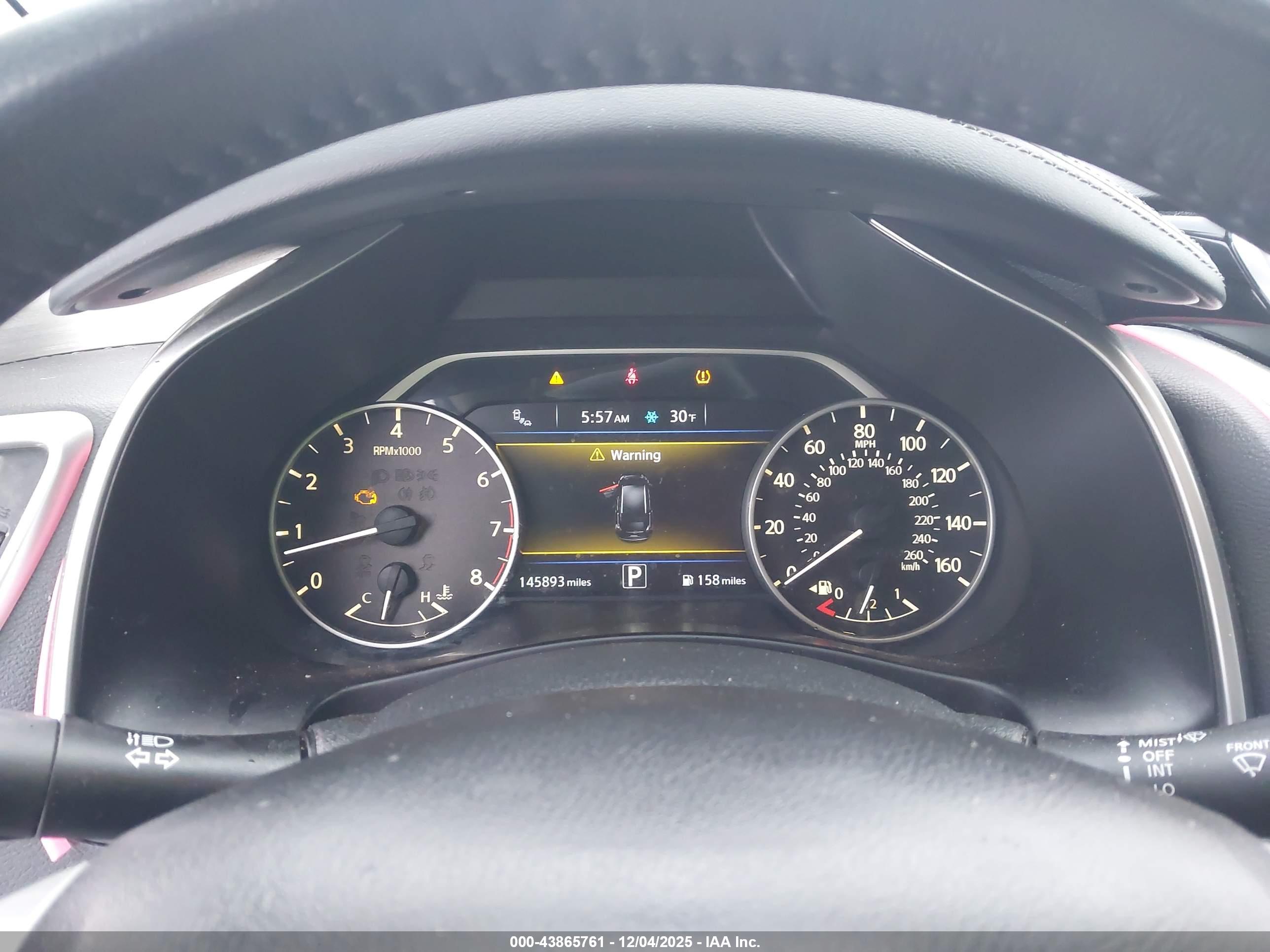NISSAN MURANO image 7