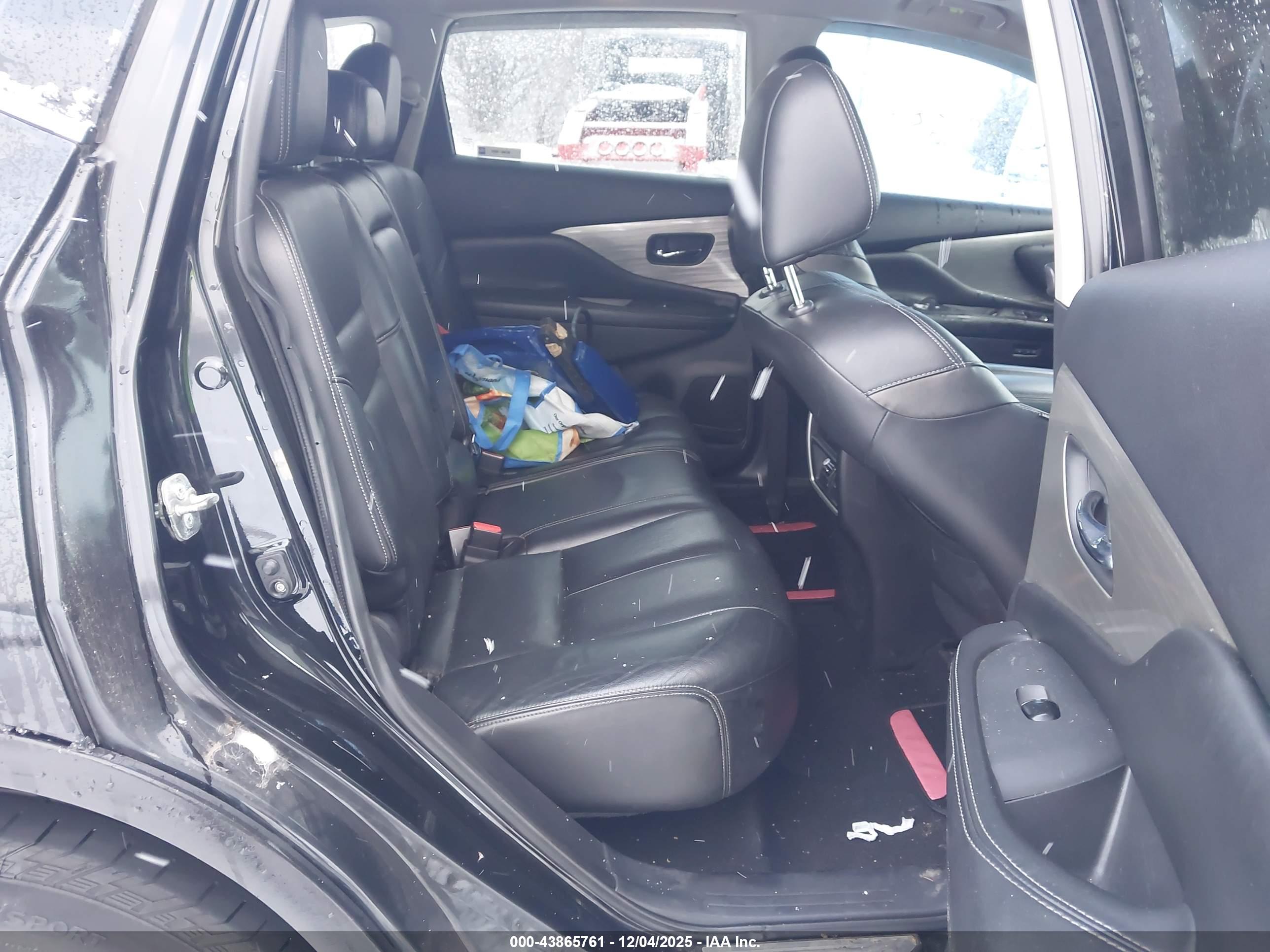NISSAN MURANO image 8