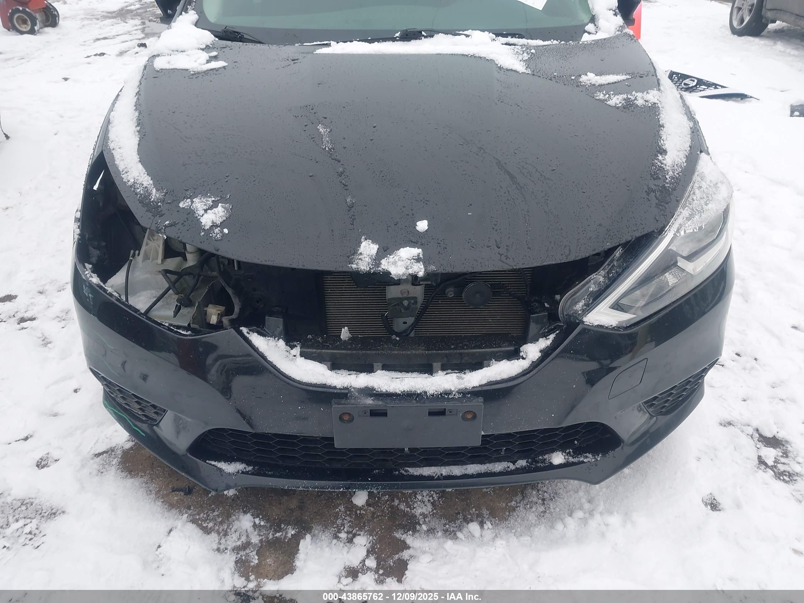 NISSAN SENTRA image 6