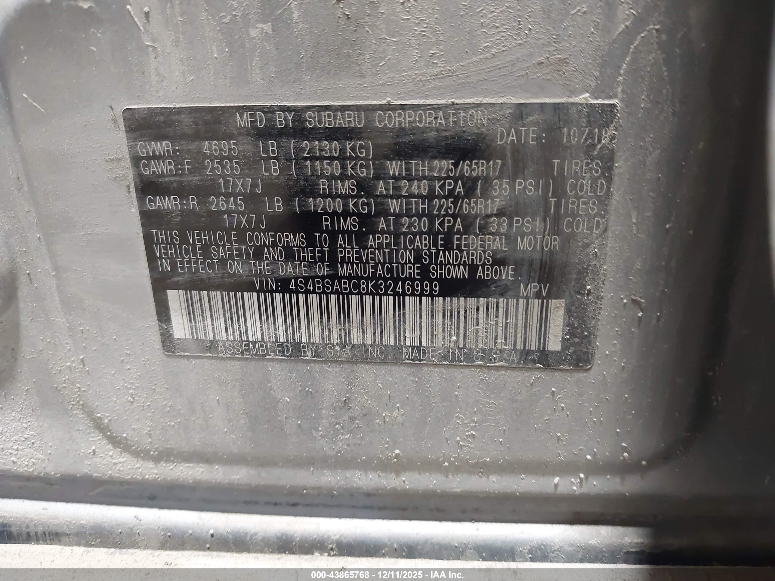 SUBARU OUTBACK image 9
