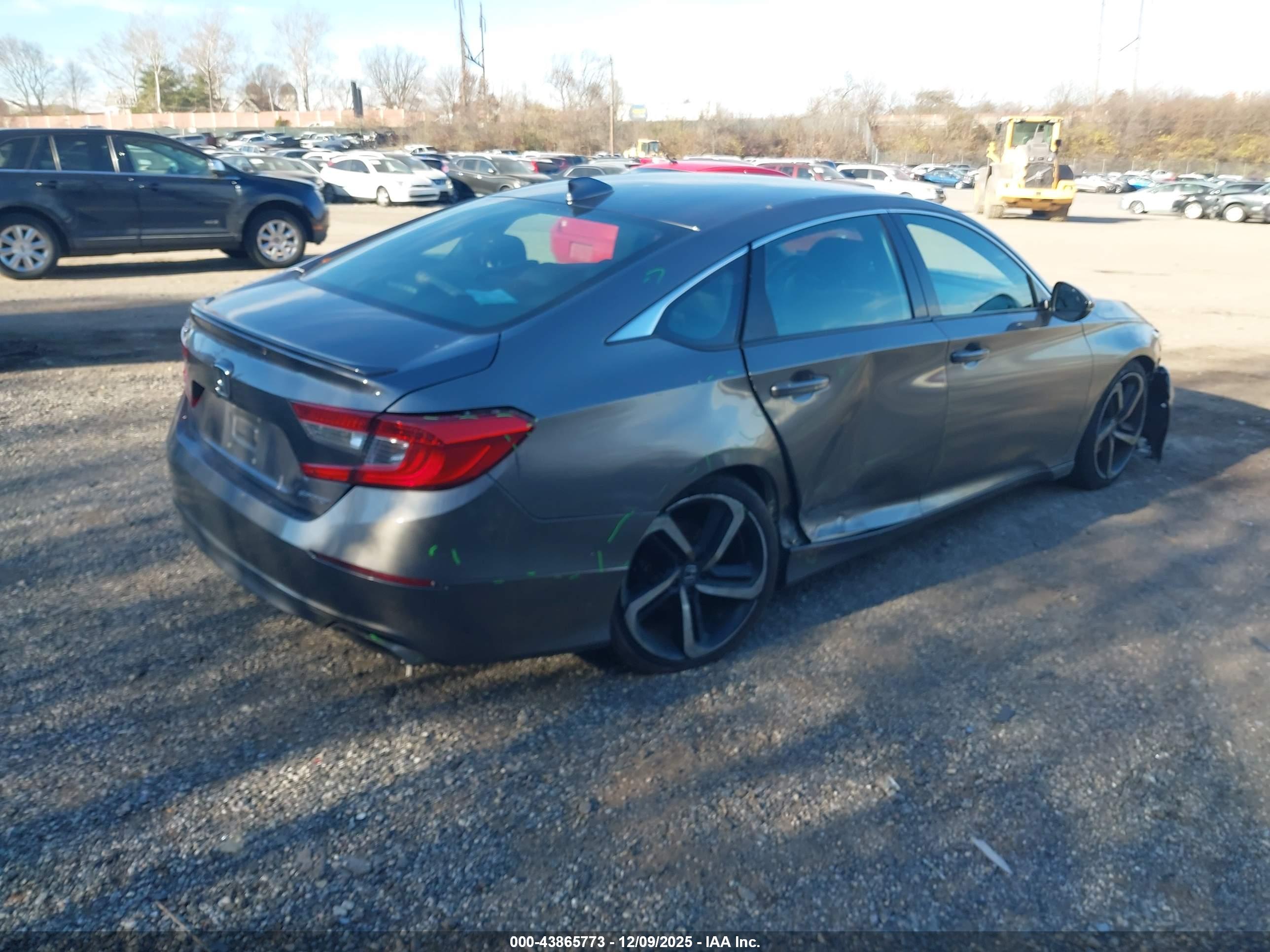 HONDA ACCORD image 4