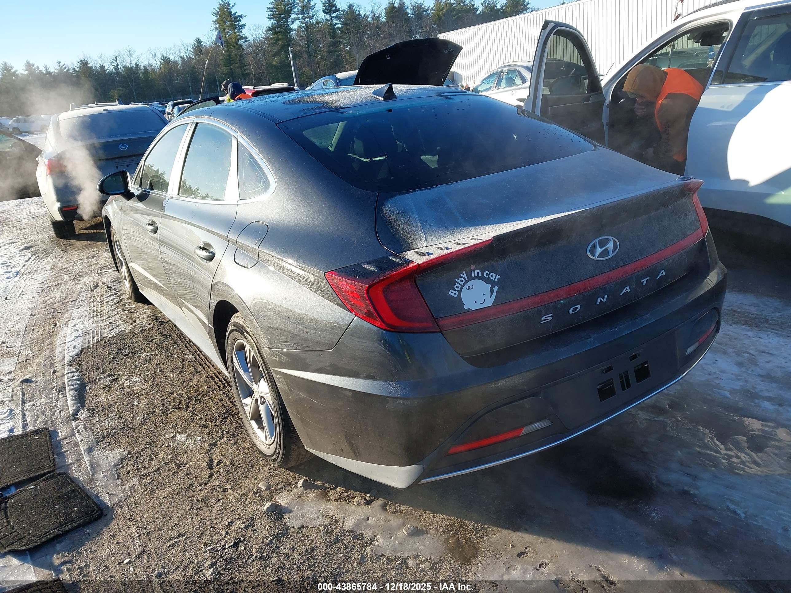 HYUNDAI SONATA image 3