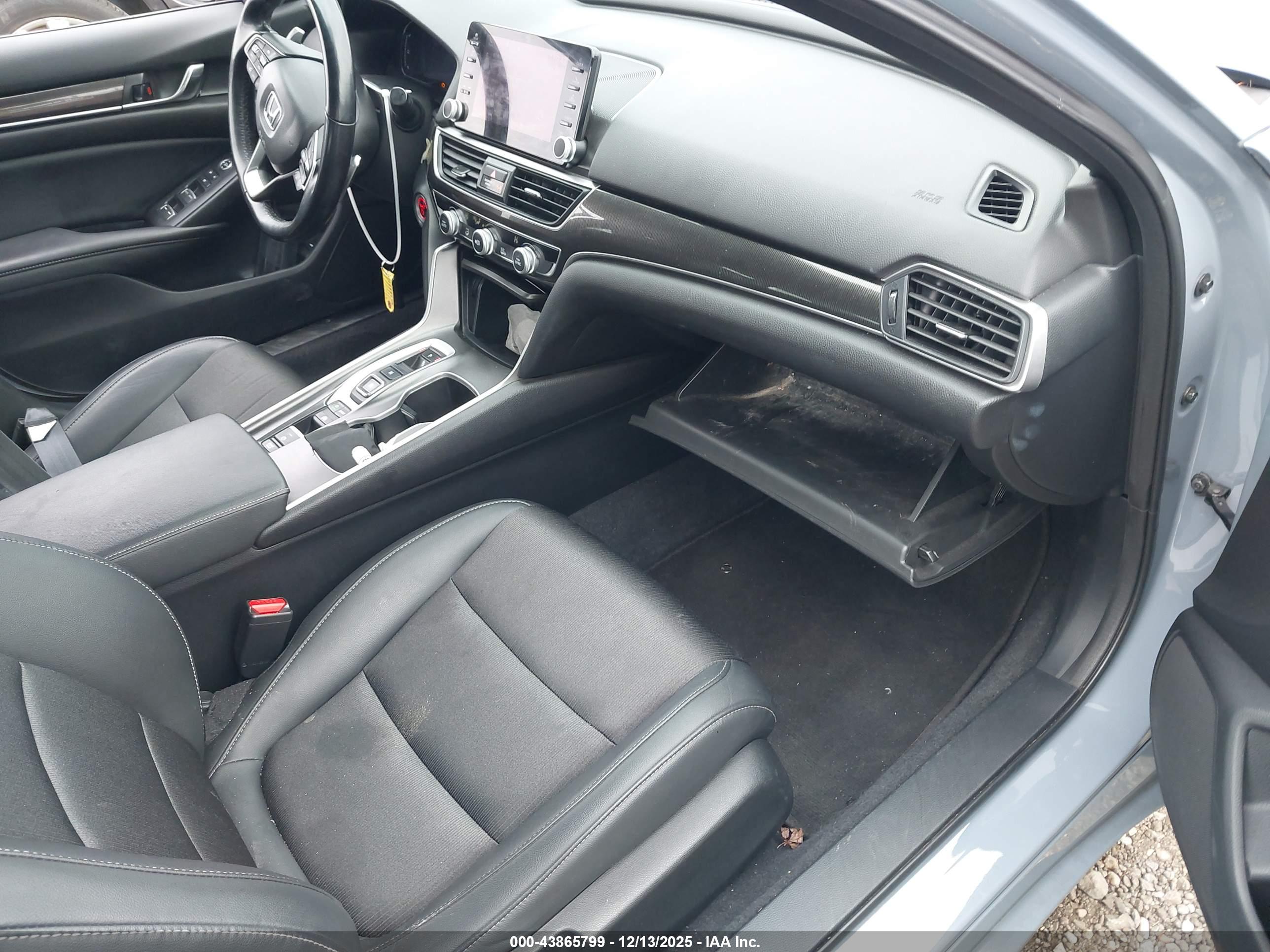 HONDA ACCORD image 5