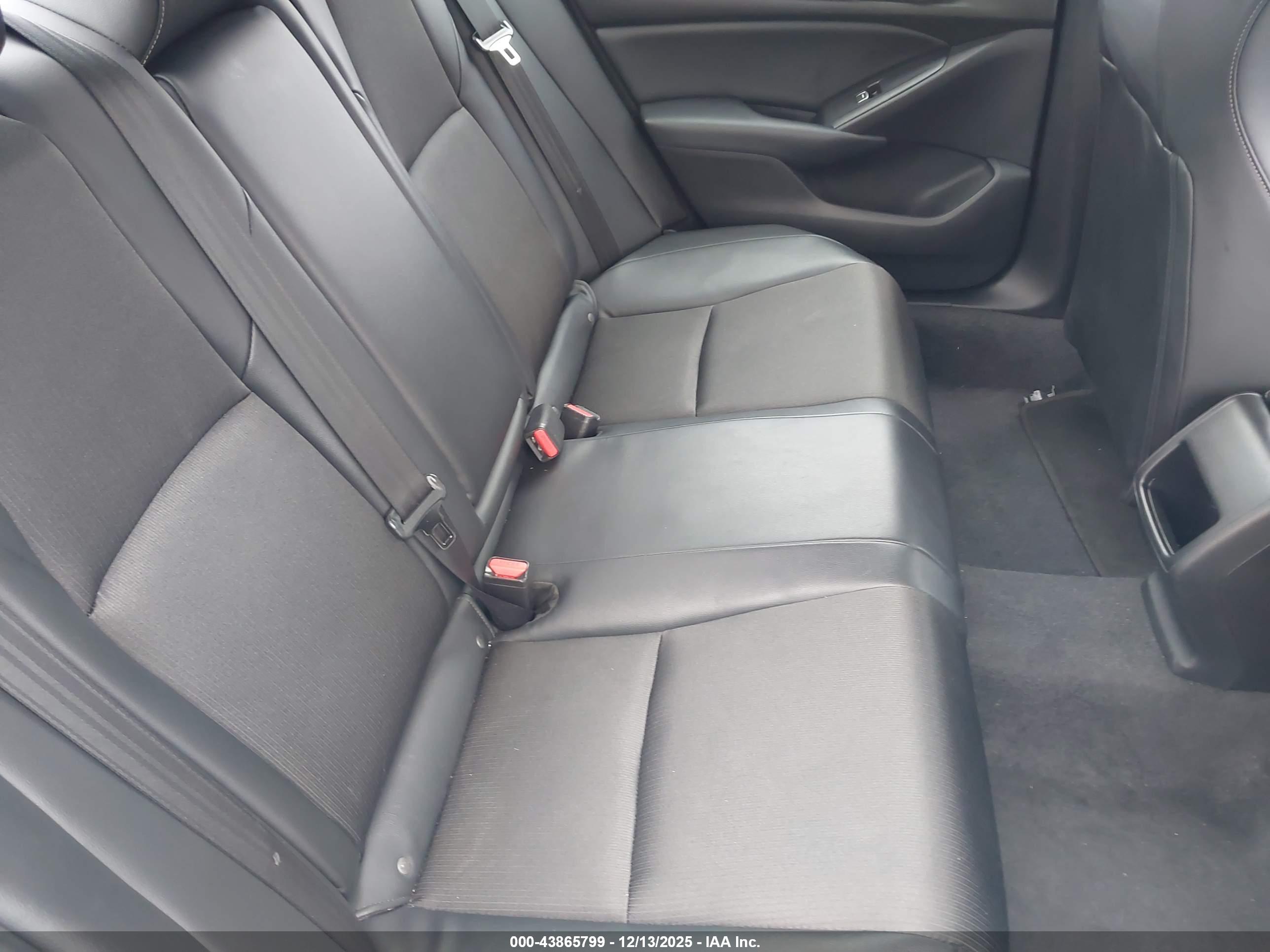 HONDA ACCORD image 8
