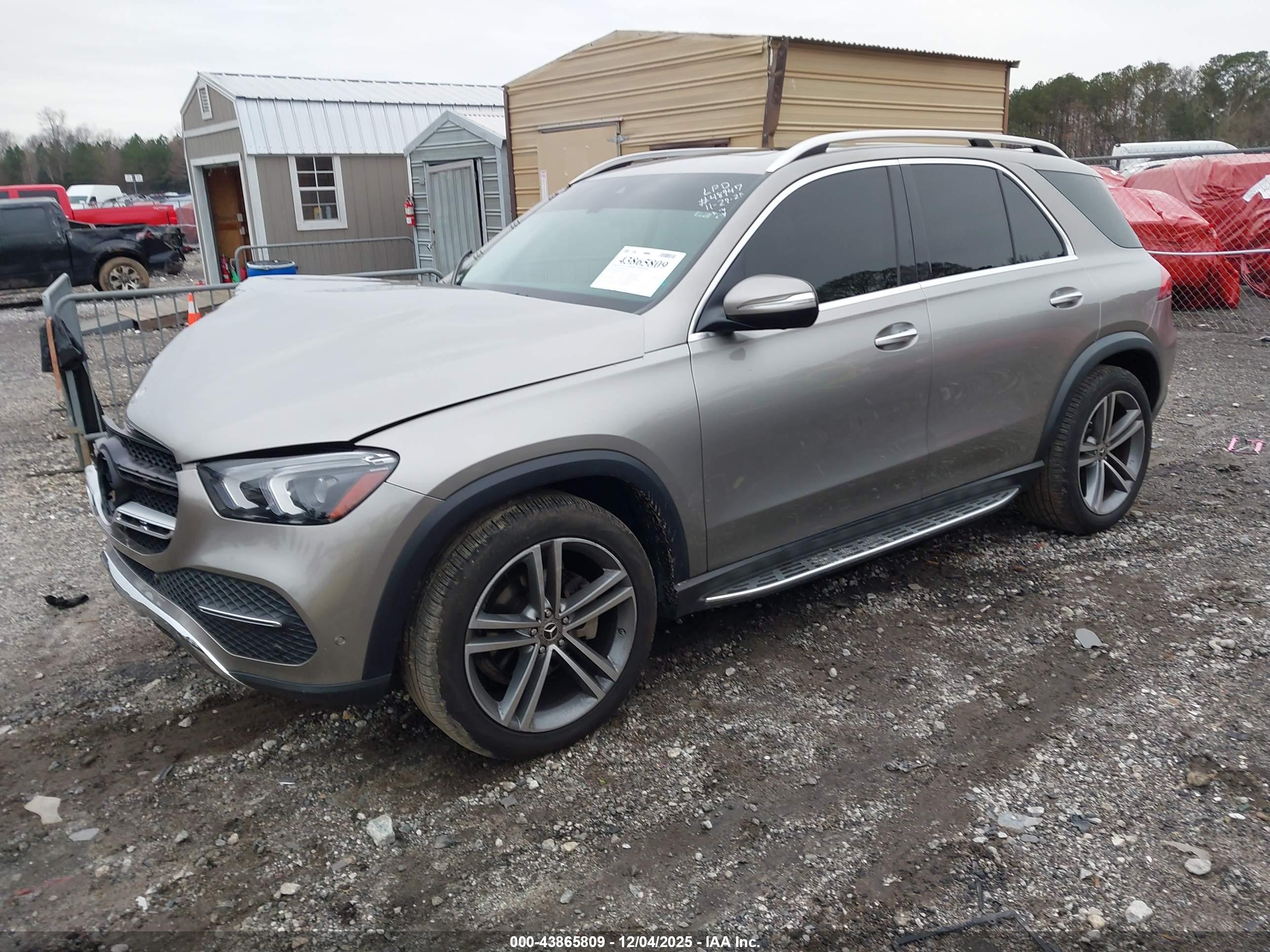 MERCEDES-BENZ GLE image 2