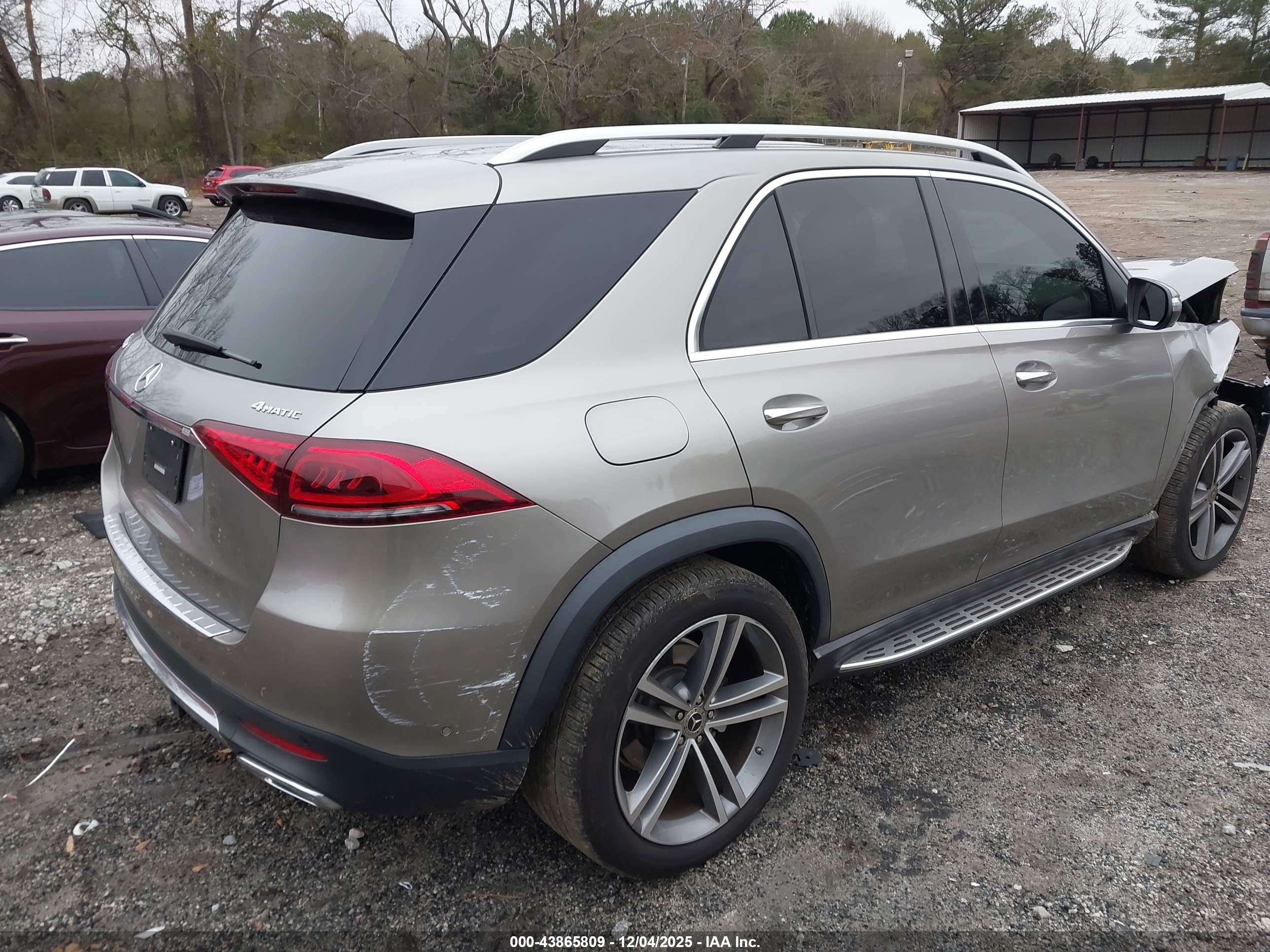 MERCEDES-BENZ GLE image 4