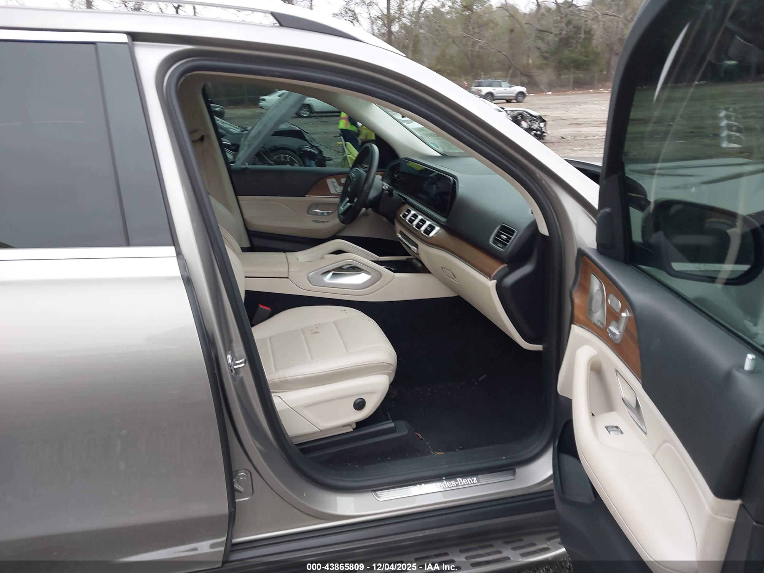 MERCEDES-BENZ GLE image 5