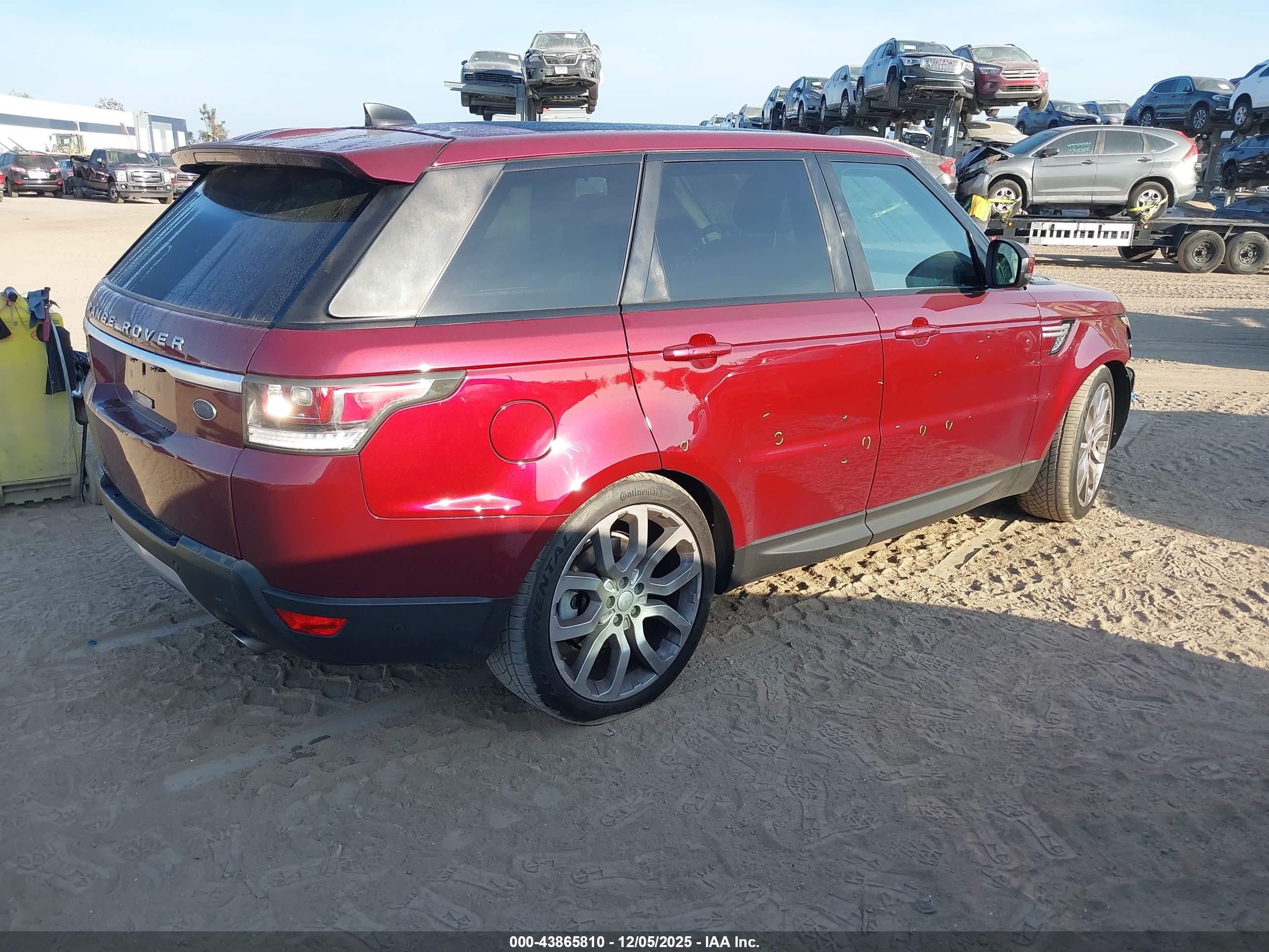 LAND ROVER image 4