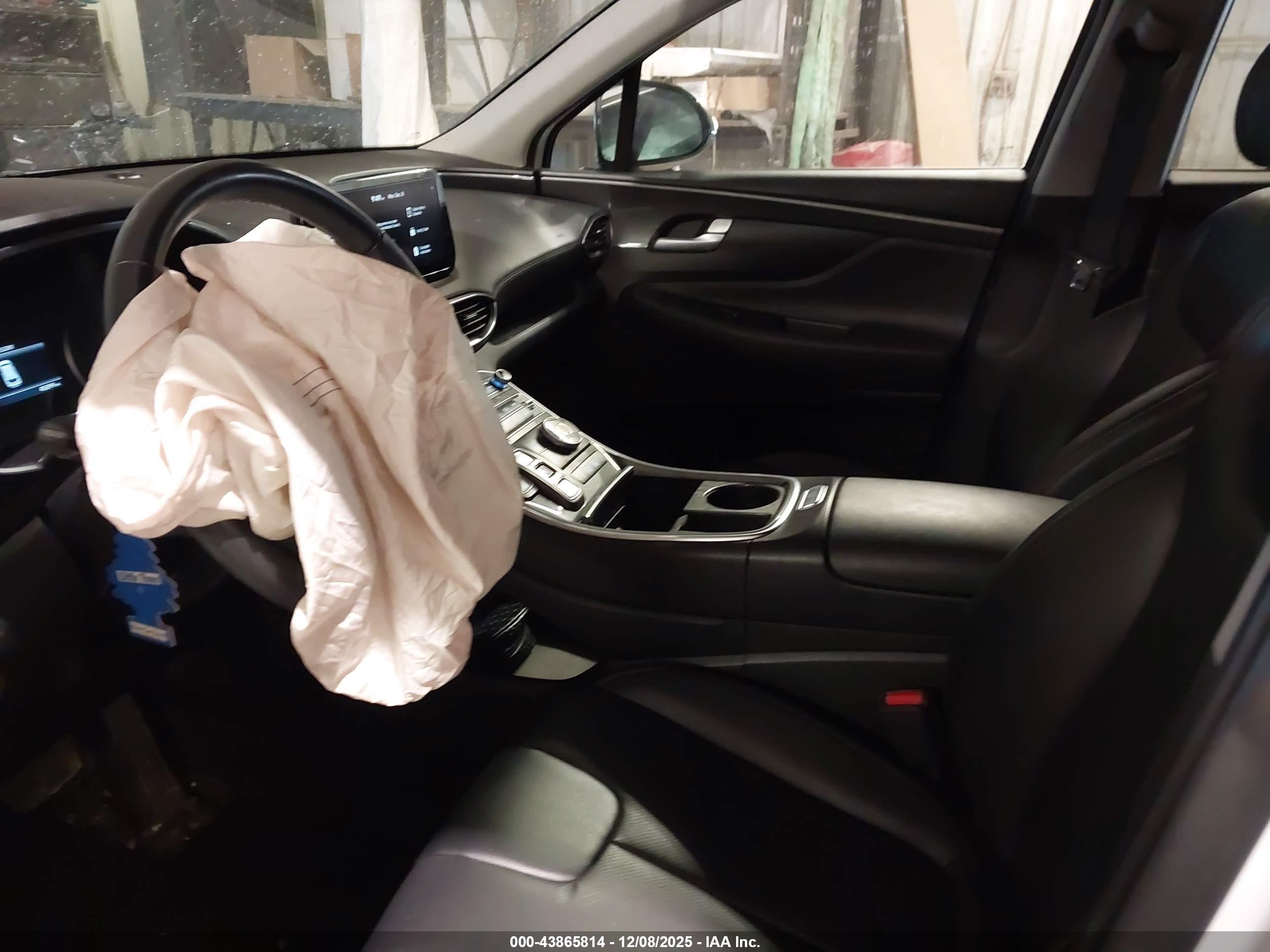 HYUNDAI SANTA image 5
