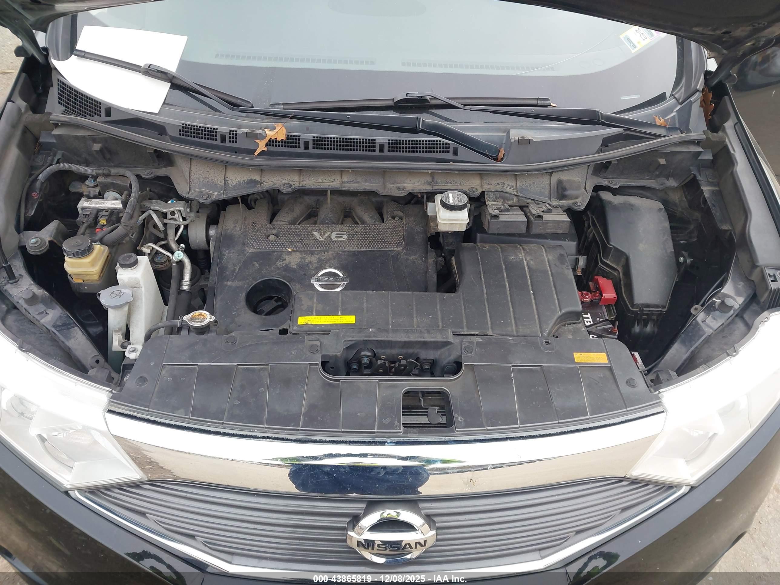 NISSAN QUEST image 10