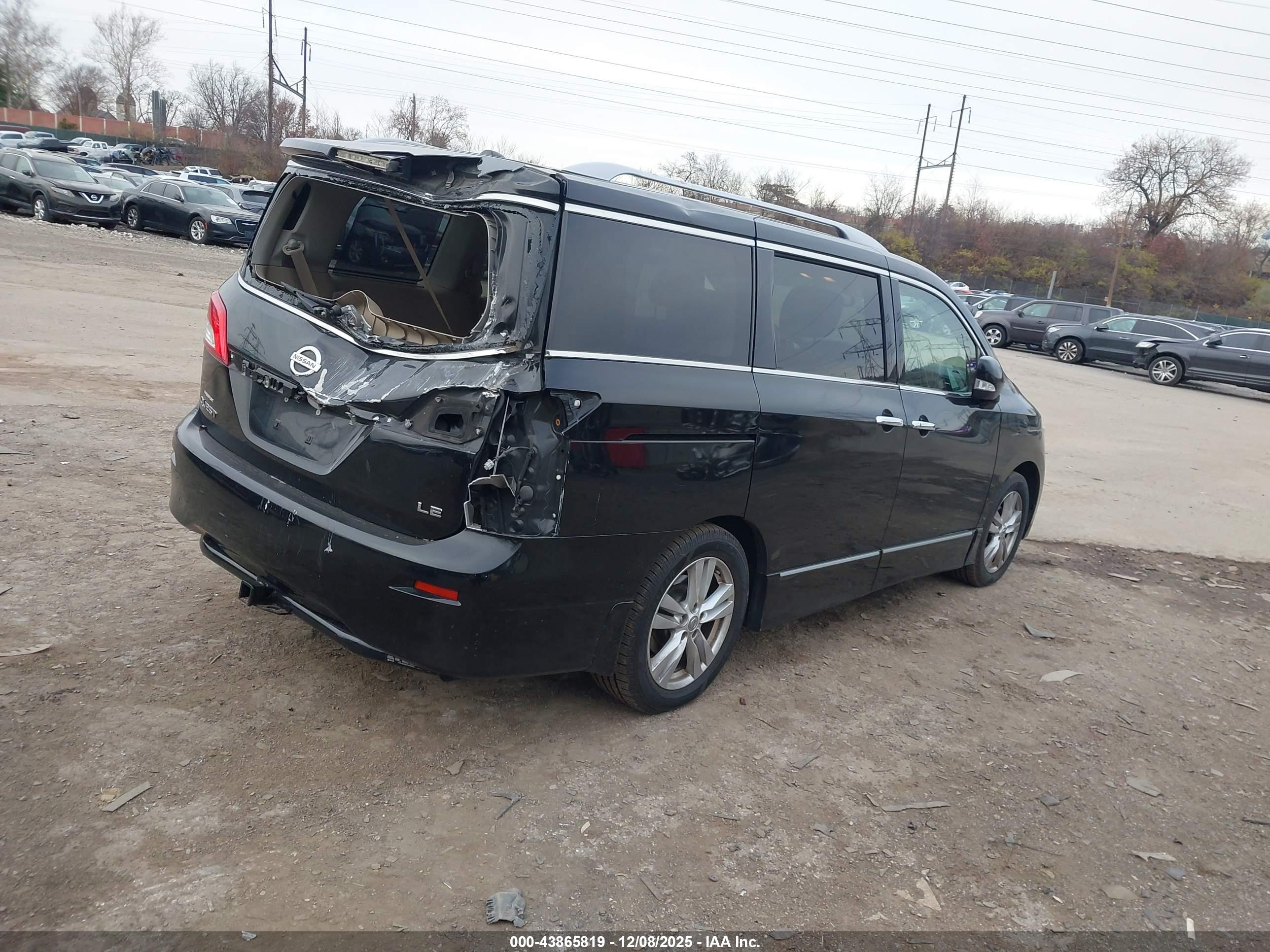 NISSAN QUEST image 4