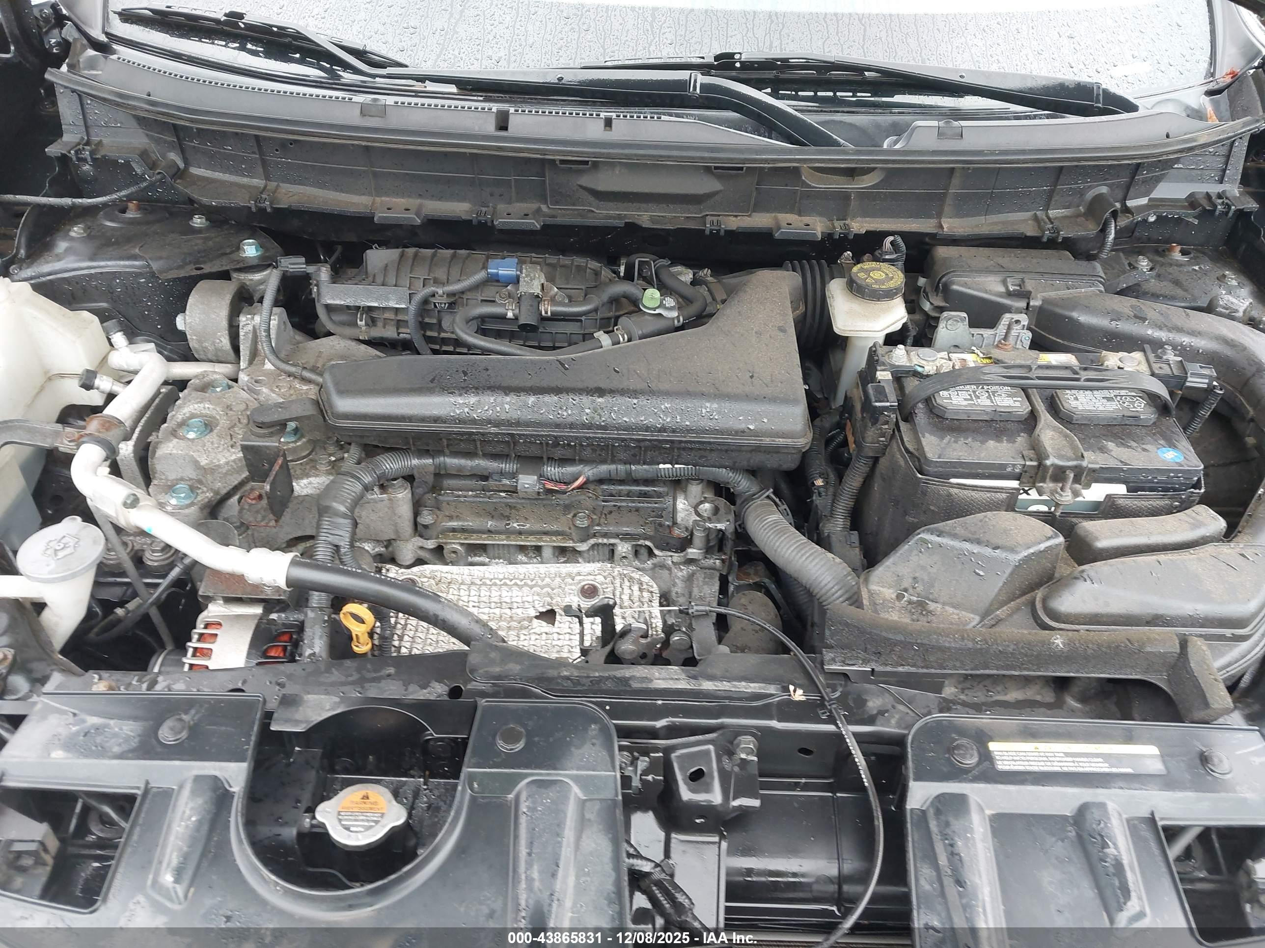 NISSAN ROGUE image 10