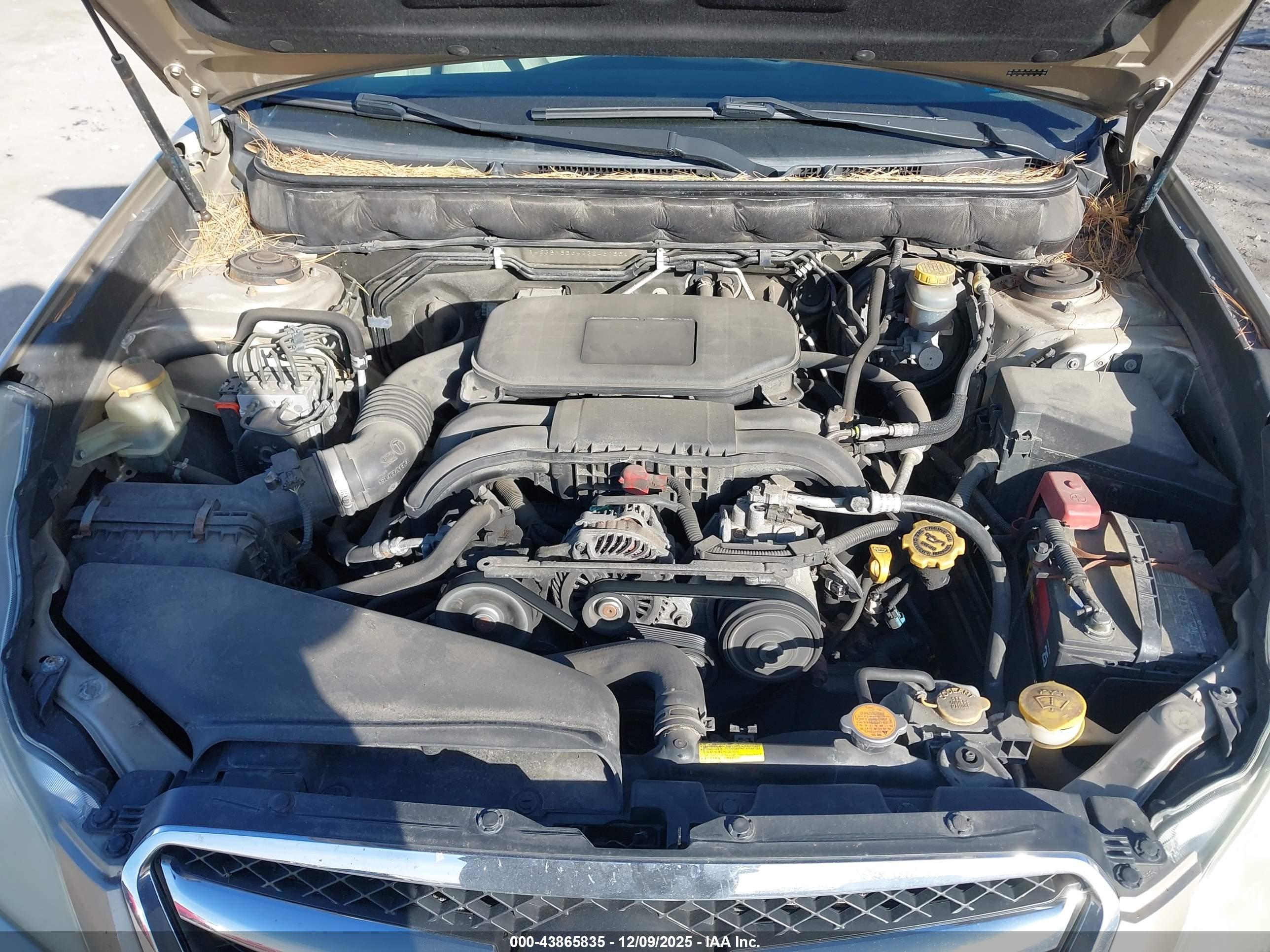 SUBARU LEGACY image 10