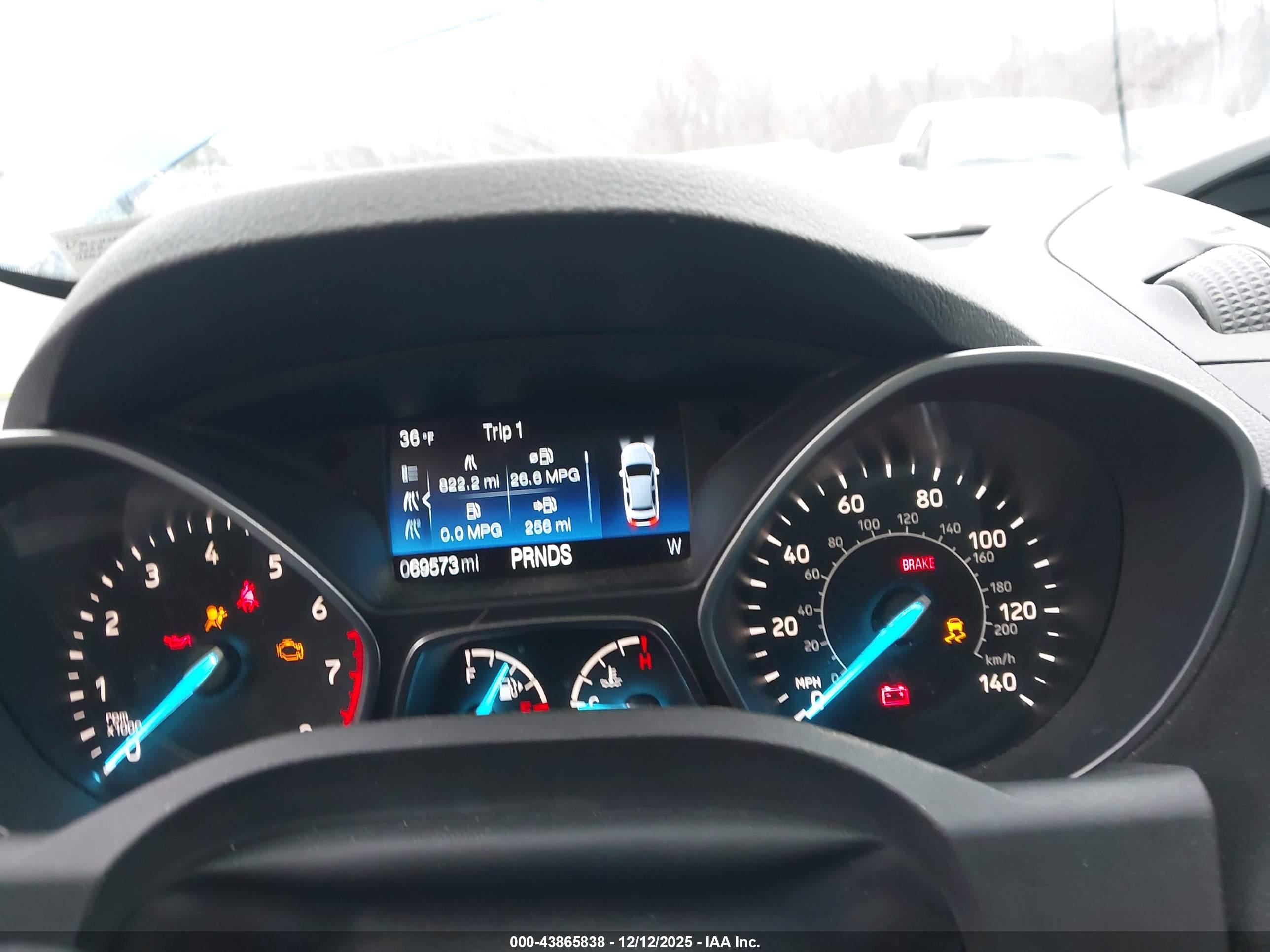 FORD ESCAPE image 7