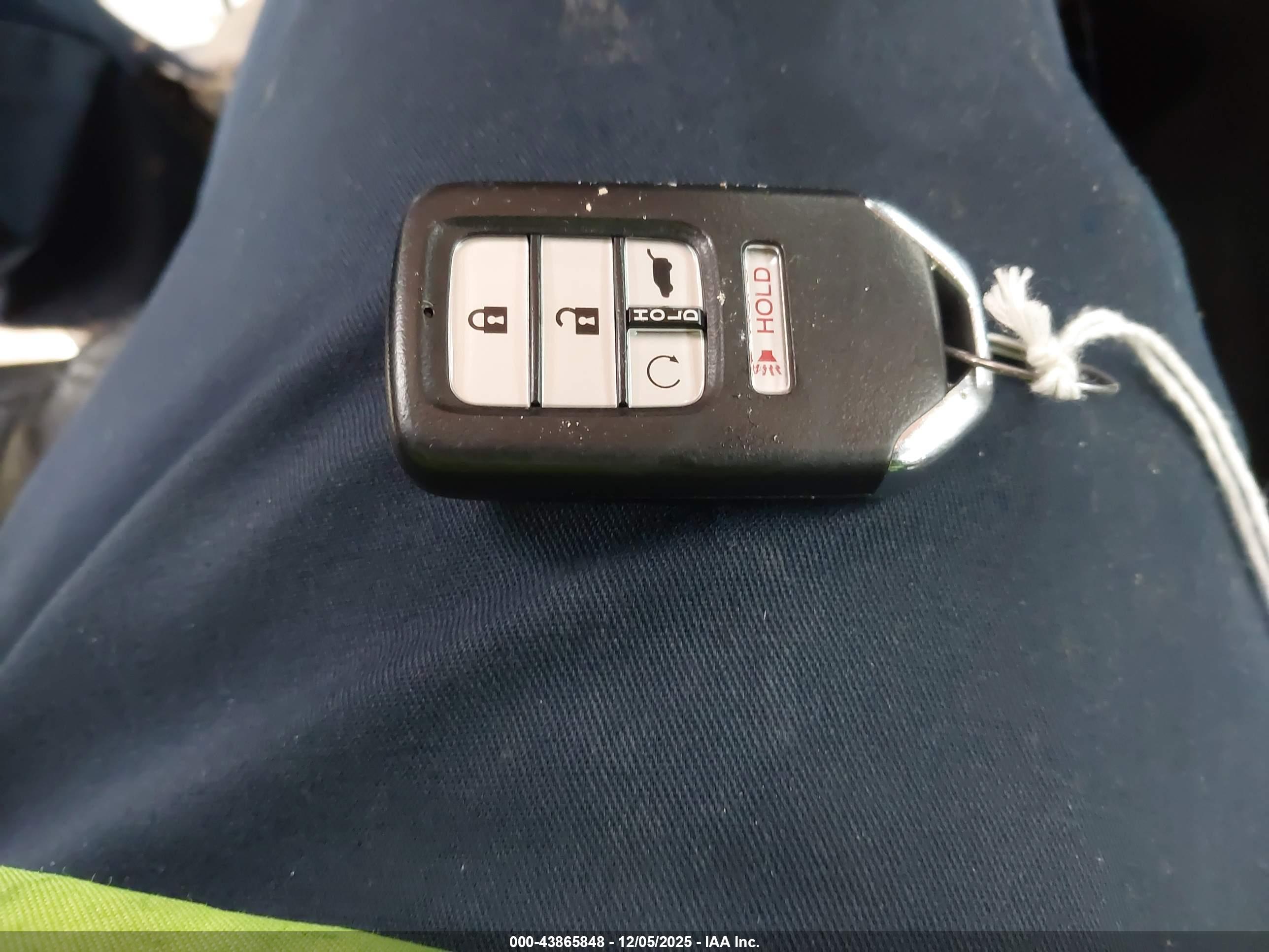 HONDA CR-V image 11