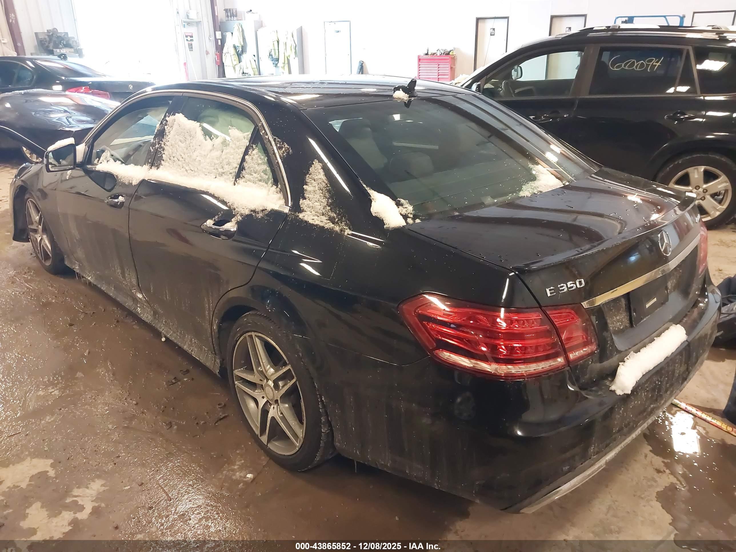 MERCEDES-BENZ E image 3