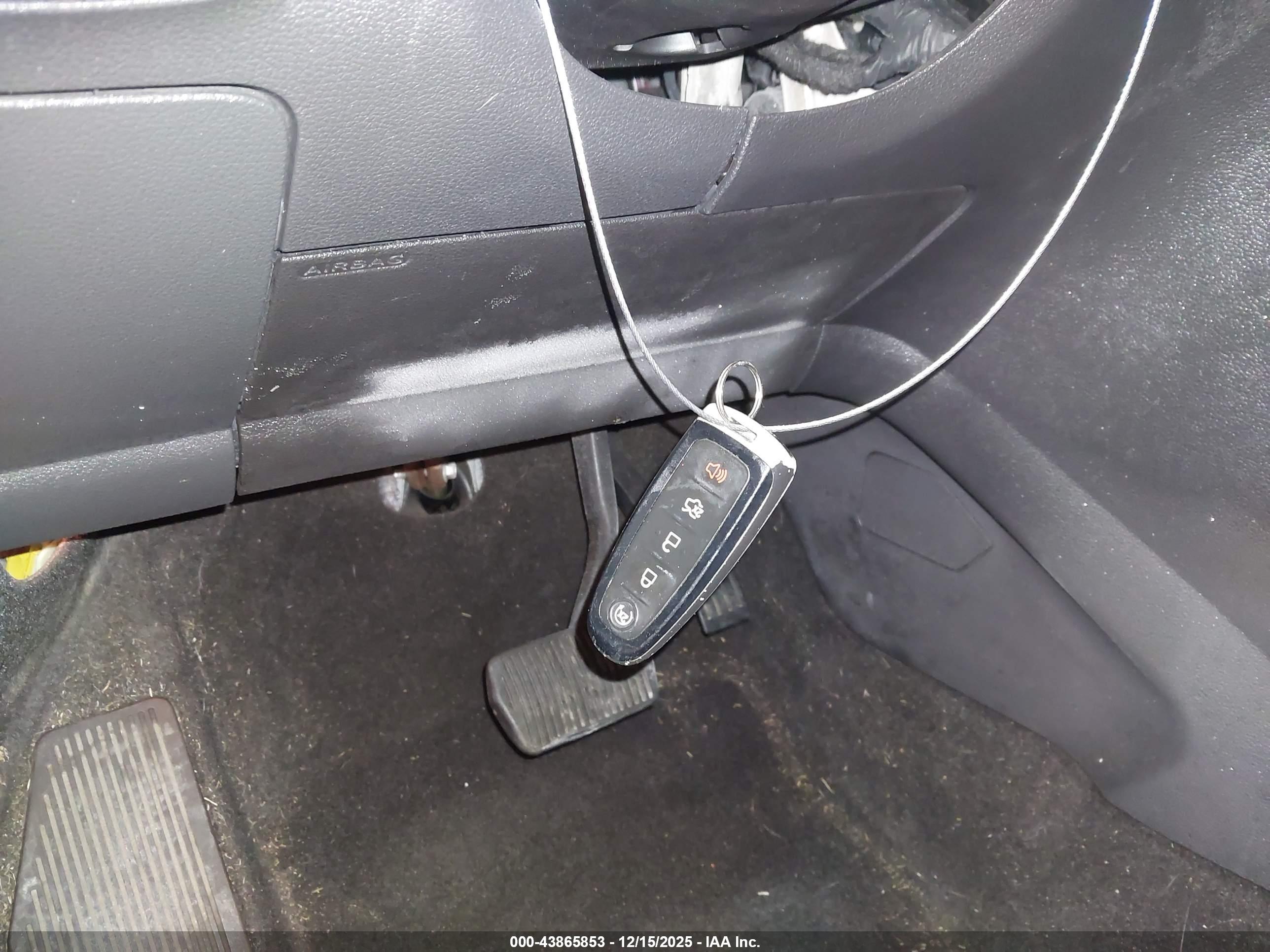 FORD ESCAPE image 11