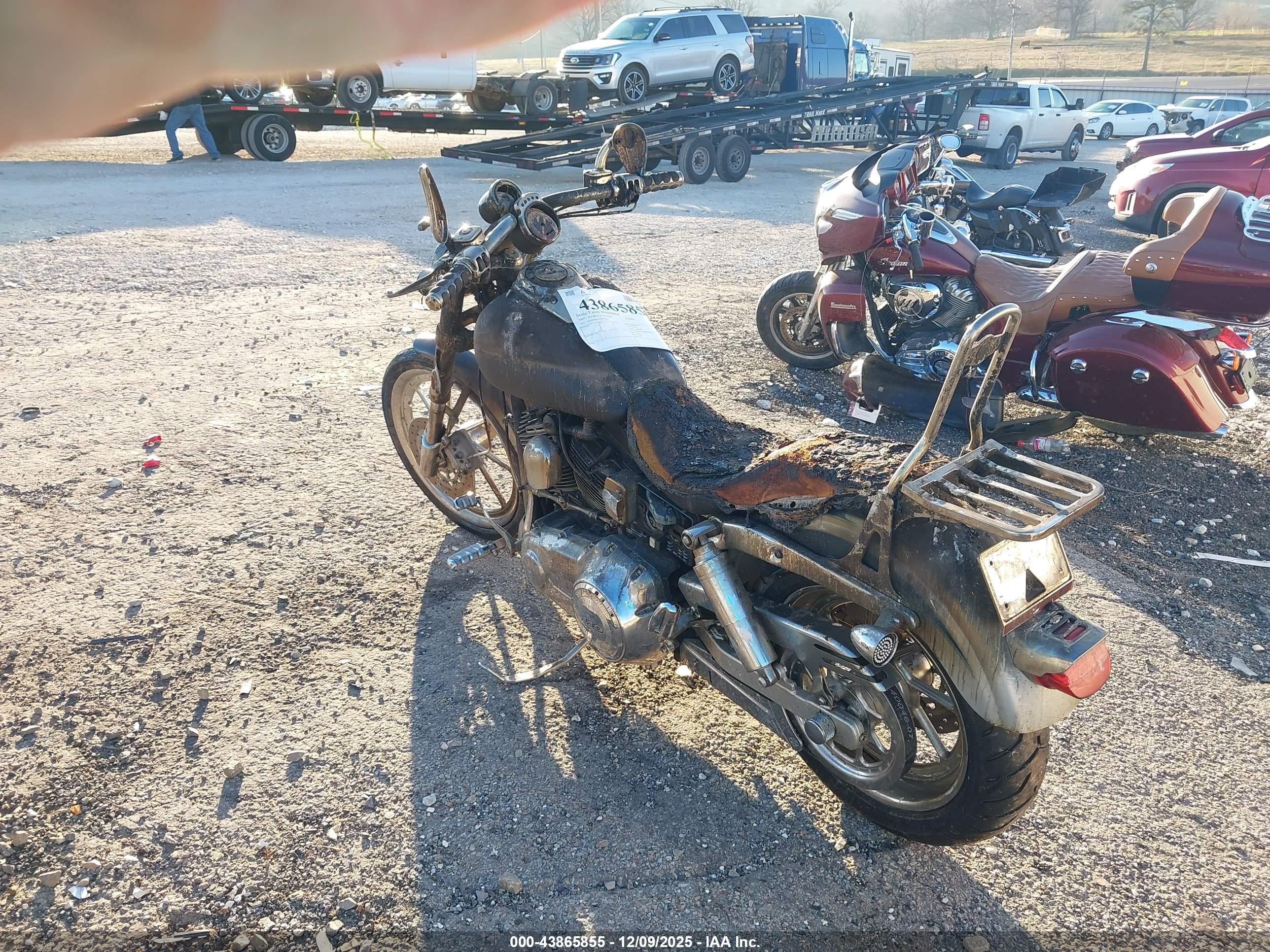 HARLEY-DAVIDSON FXDSE image 3