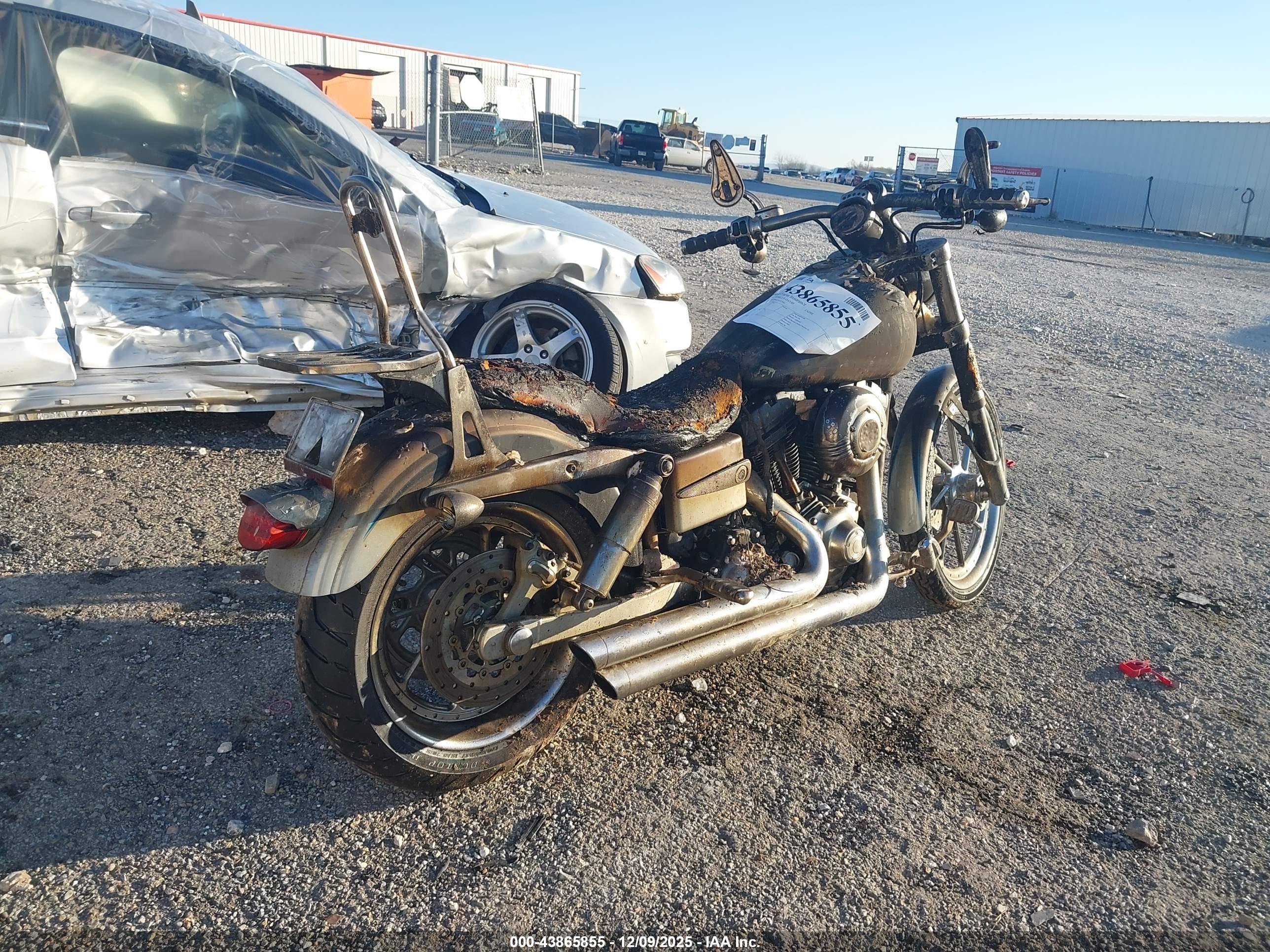 HARLEY-DAVIDSON FXDSE image 4