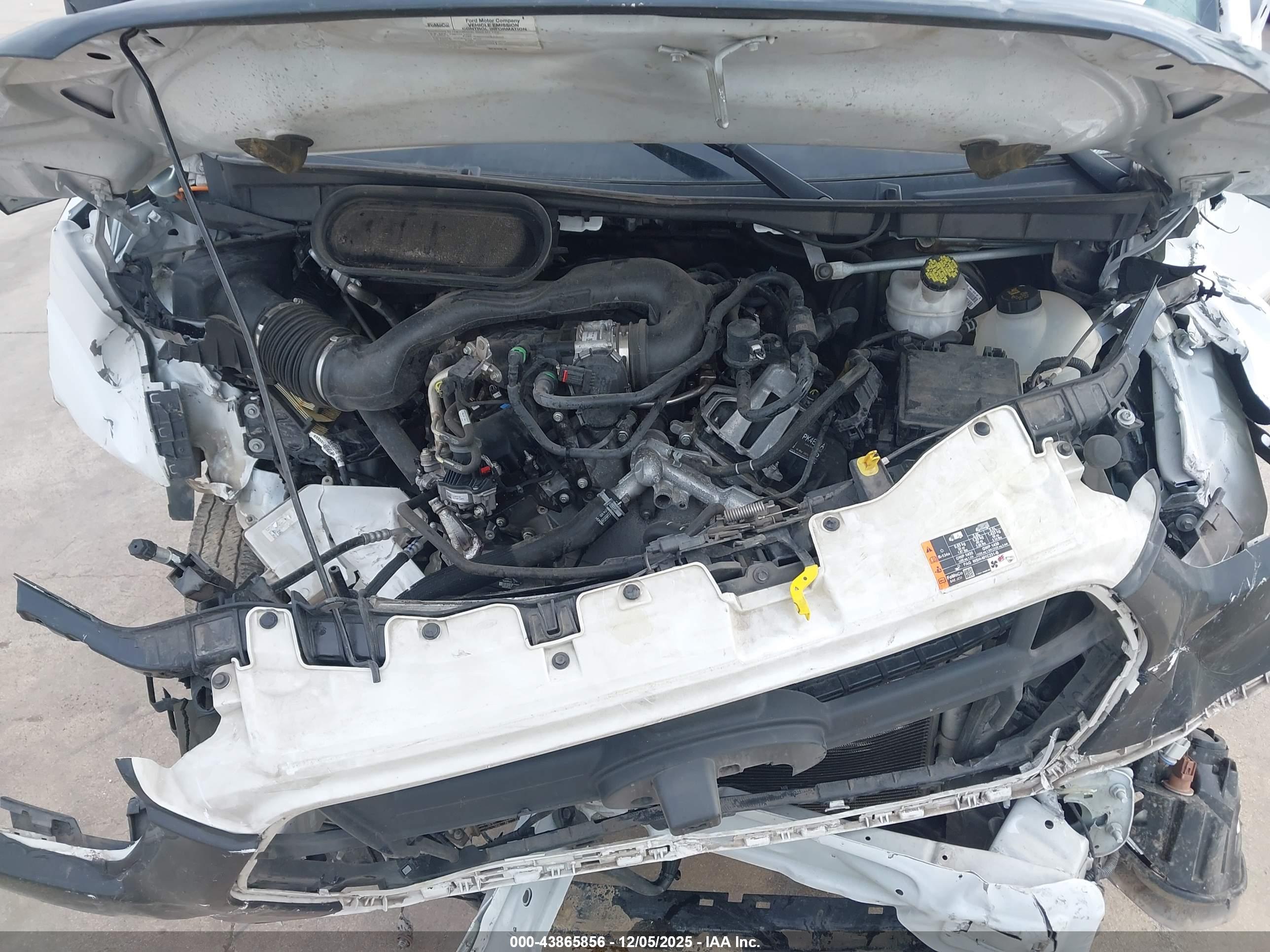 FORD TRANSIT-350 image 10