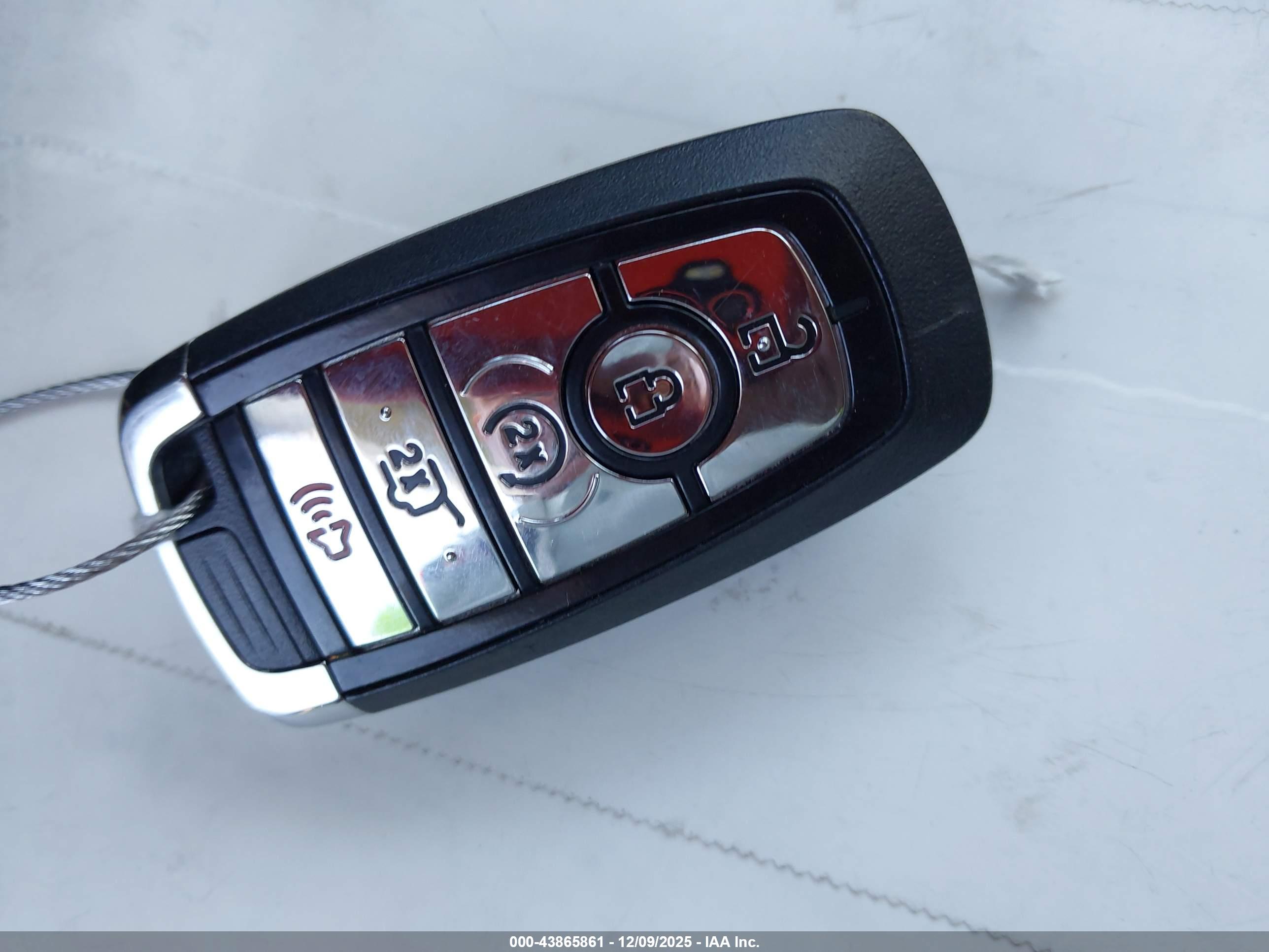 LINCOLN NAVIGATOR image 11